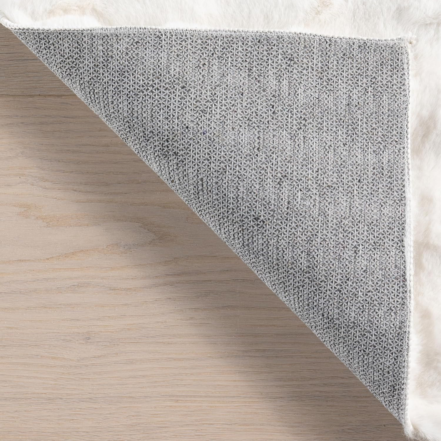 Alfombra de área Cozy Plush, 8′ x 10′, lavable, antideslizante, blanca.