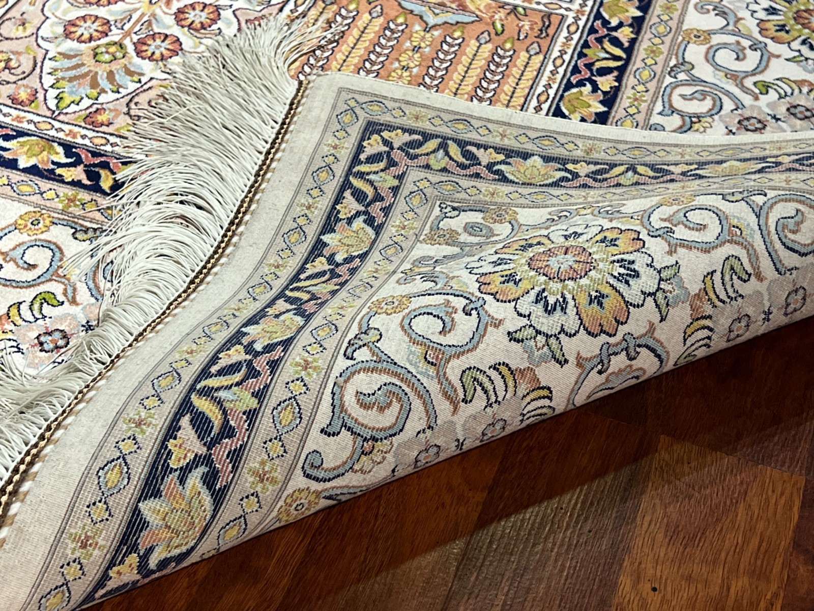 7×10 ft 1001 Nights Patterned Modal Silk Rug – Rug For Living Room