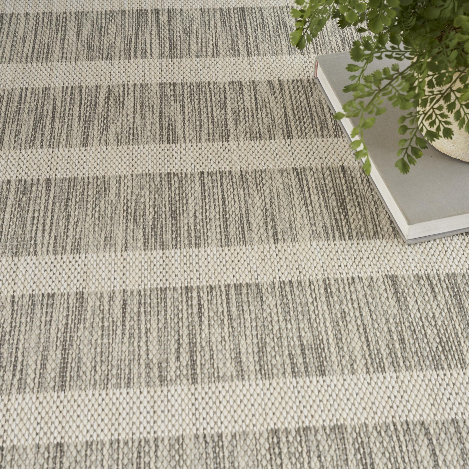 Home Positano Grey Ivory 7′ x 10′ Area Rug – Easy Clean, Non Shedding, Bed Ro…