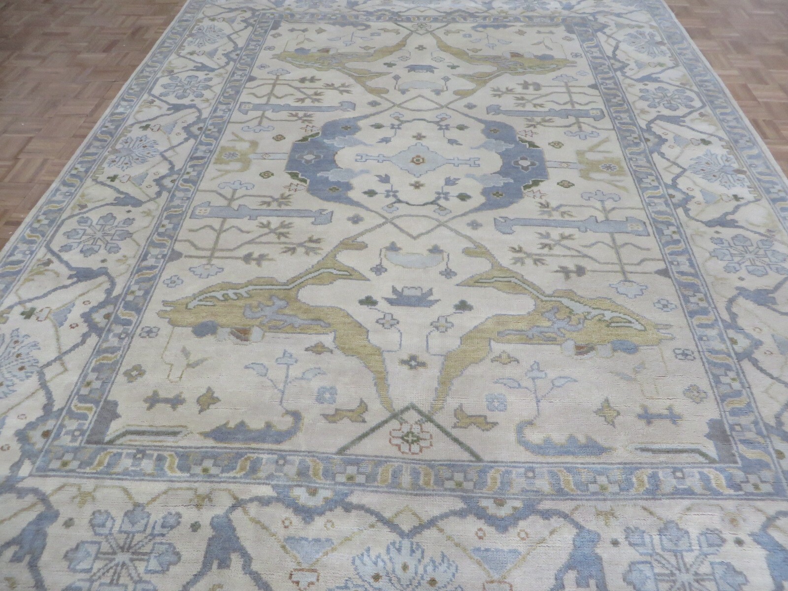 8’11 x 11’9 Hand Knotted Ivory Oushak Oriental Rug G15566