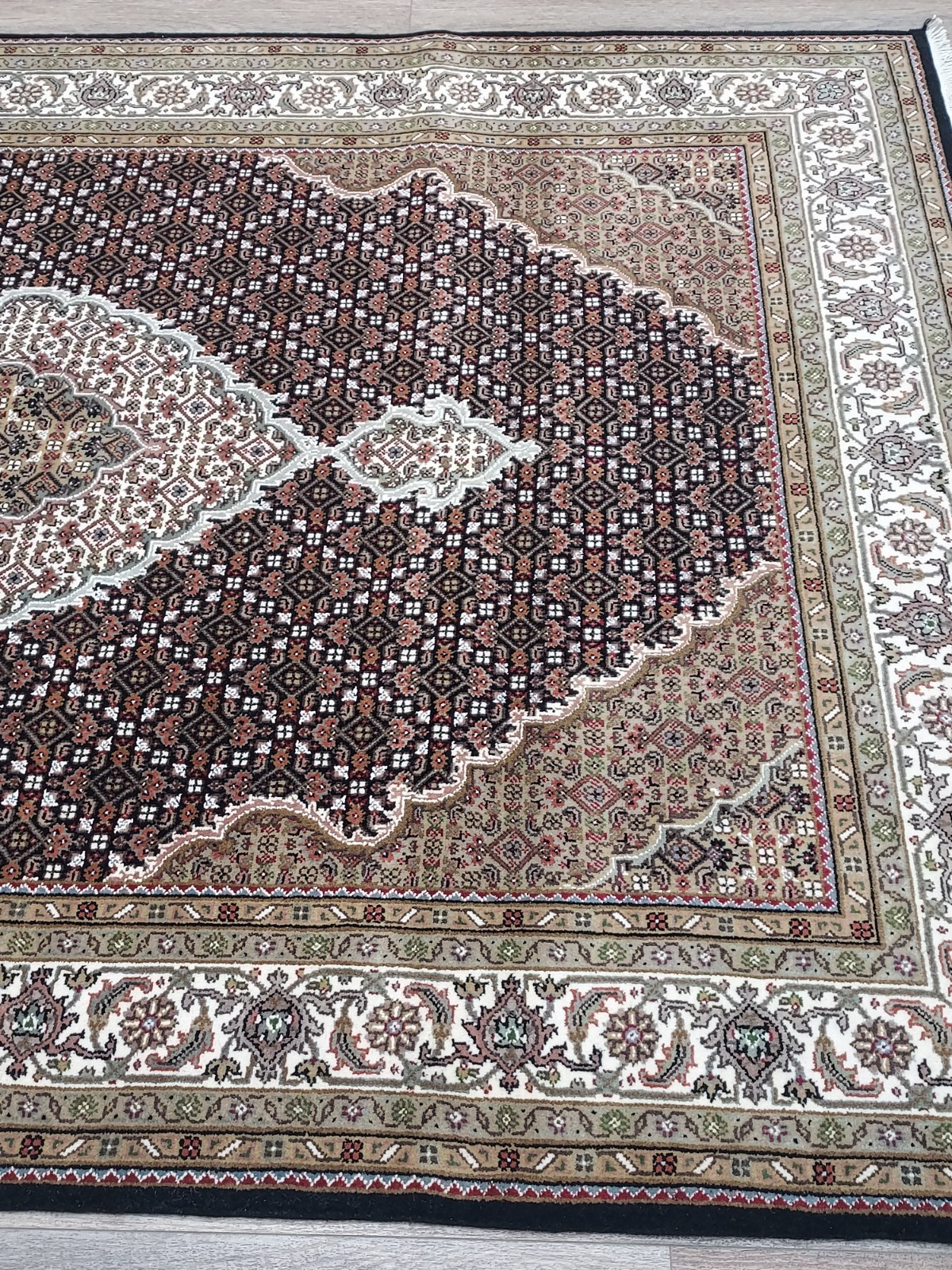 Anatolian Turkish Rug.Fish Design HandMade Rug ,Turkish Silk&Wool Rug ,5.5×8 Ft