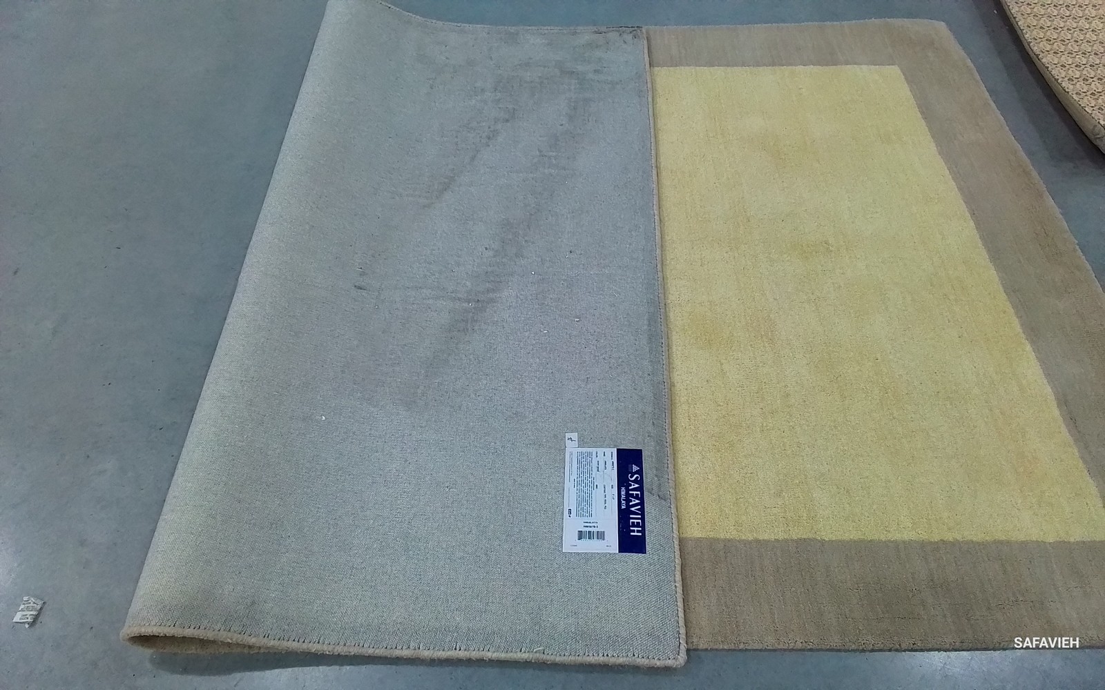 IVORY / BEIGE 5′-0″ x 8′-0″ Back Stain Rug, Reduced Price 1172790547 HIM587B-5