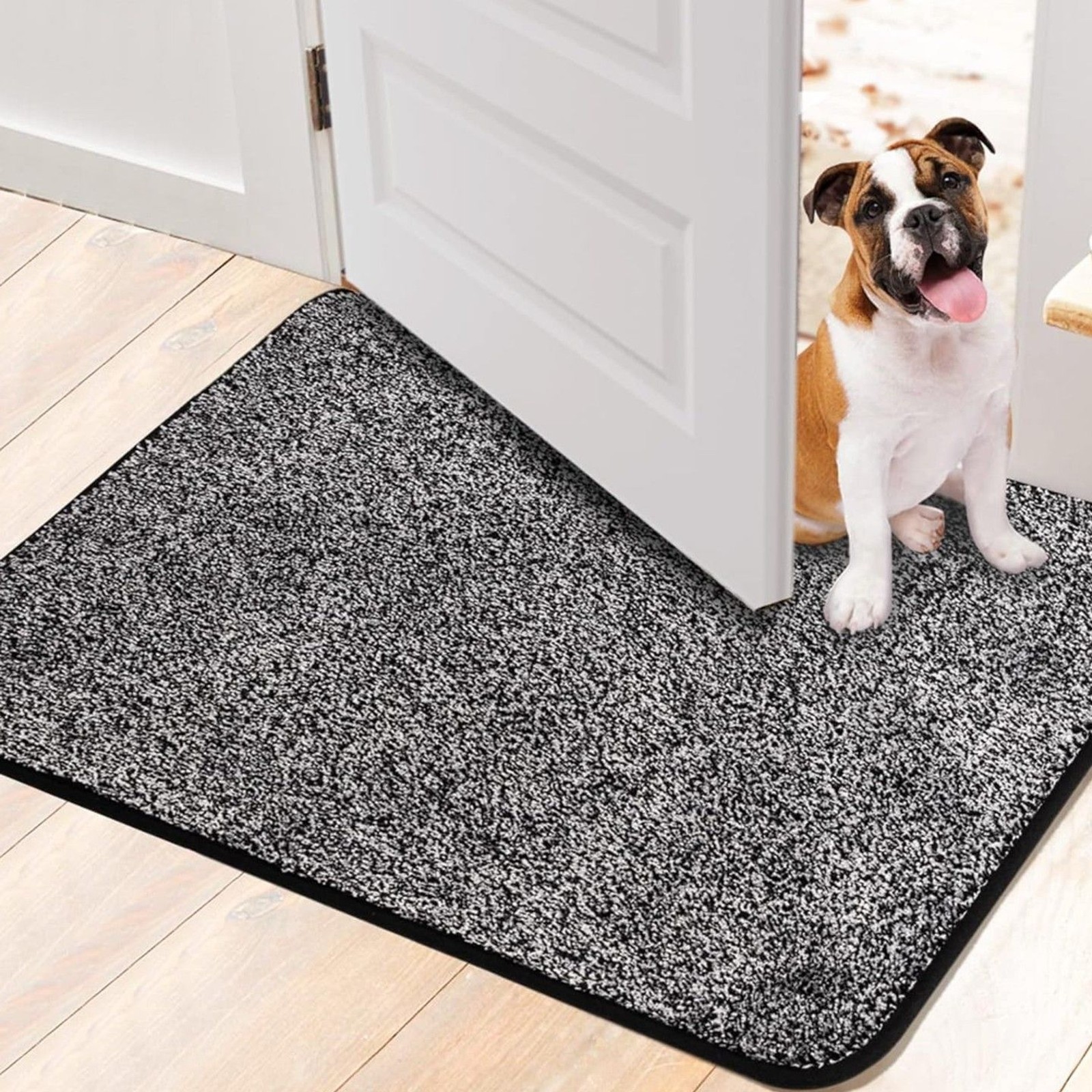 Black and gray indoor doormat 20 x 32 inches