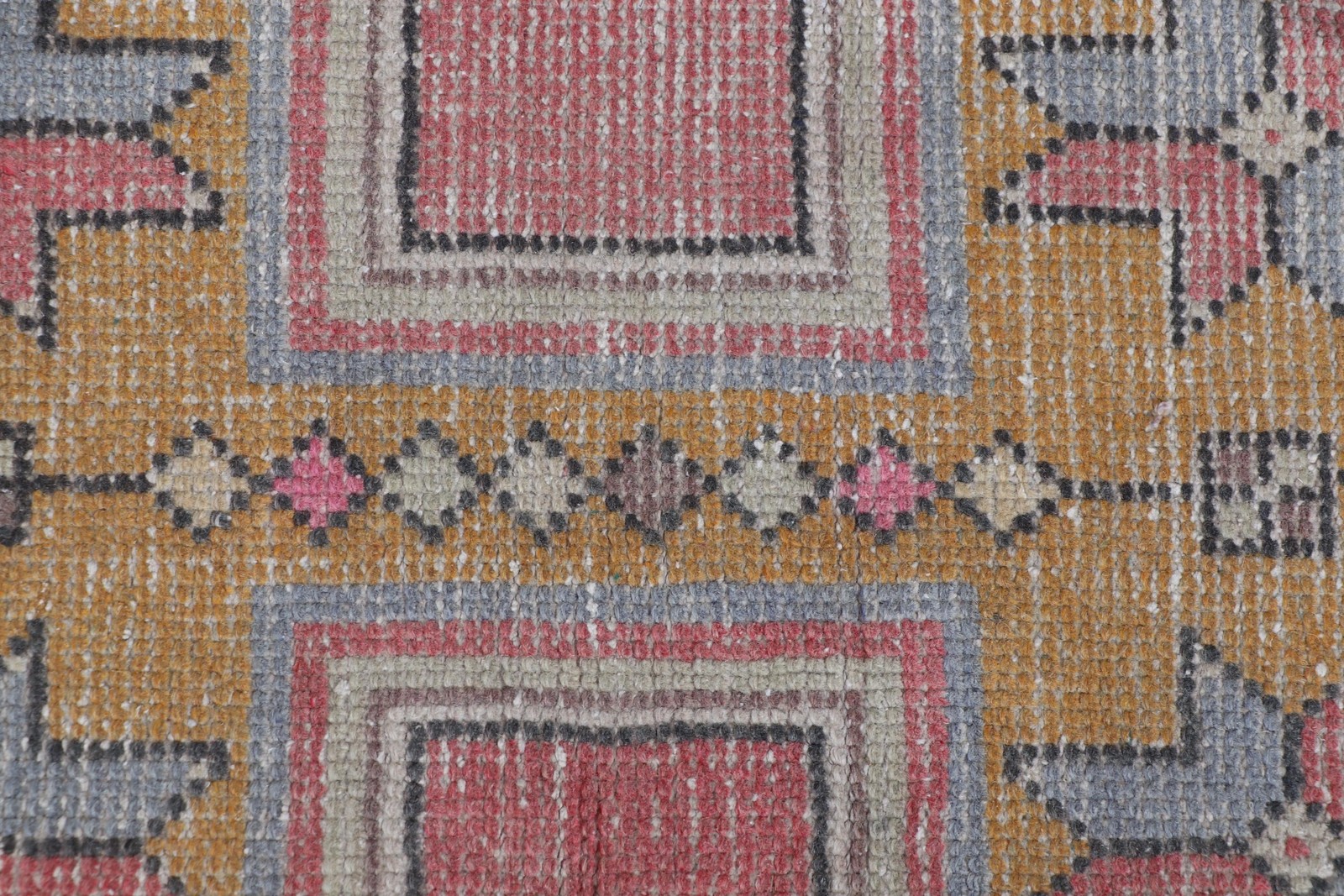 Vintage Turkish Rug Rug 4×8,5 ft (123×260 cm), Red Floral Wool Rug