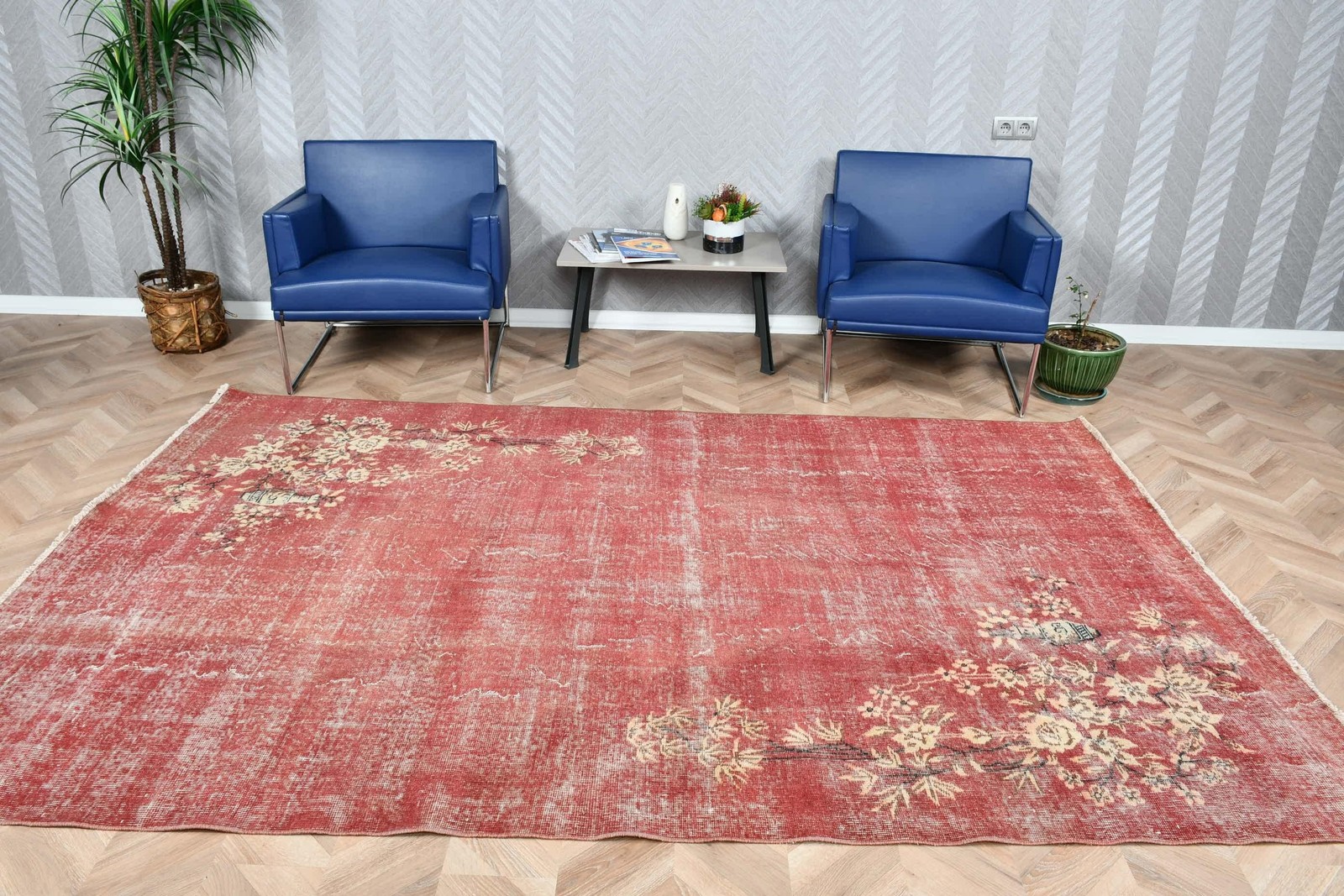 Vintage Large Rug 5,9×9,4 ft (181×288 cm), Turkish Red Plants & trees Wool Rug