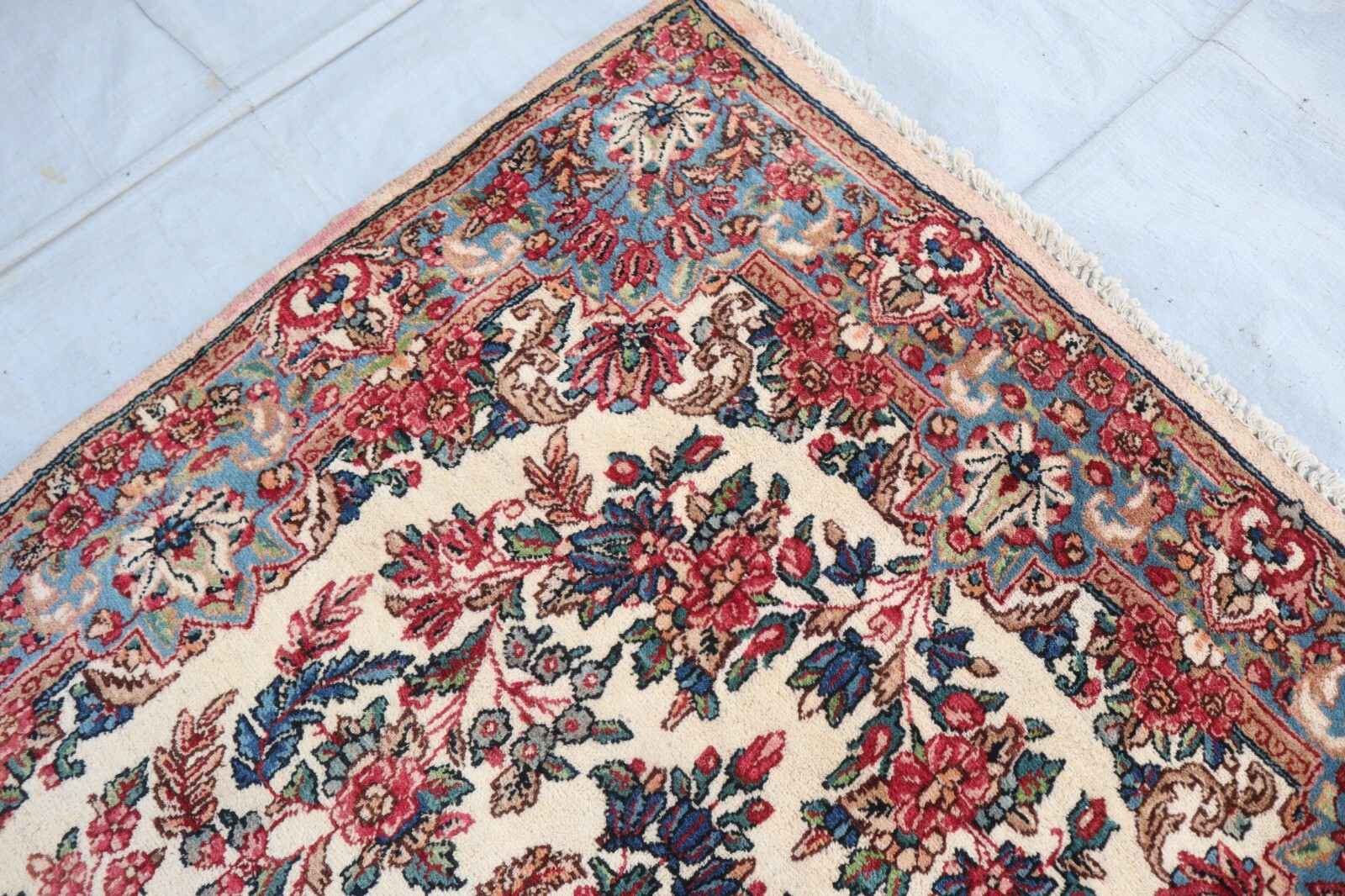 Antique Rug 2’9×5’3 ft Beige Handmade Trible Area Rug- 3×5 Entryway Rug-Kids Rug