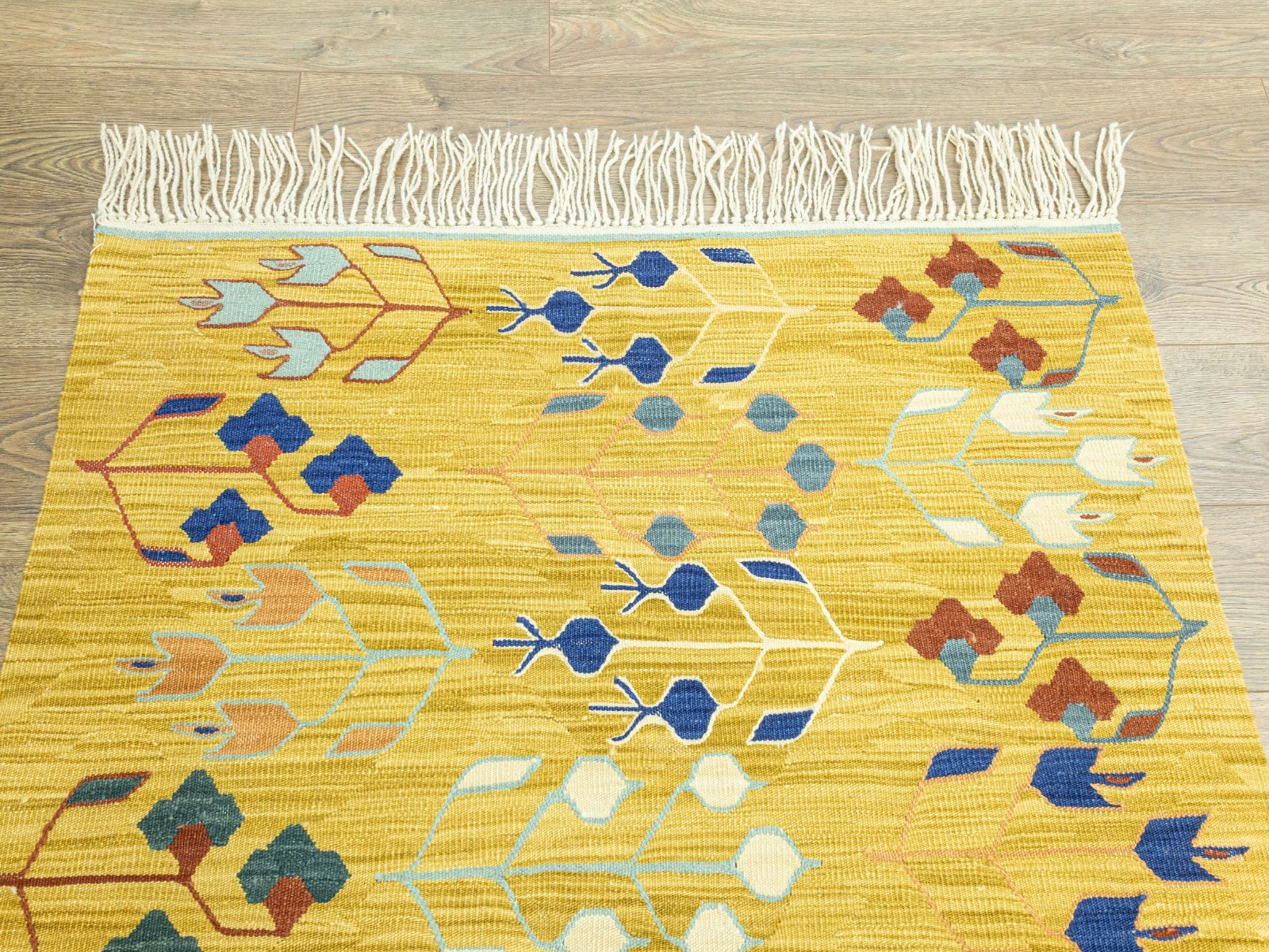 Golden Botanical Kilim 4×5.5 Turkish Handwoven Rug – Cottagecore Collected Home