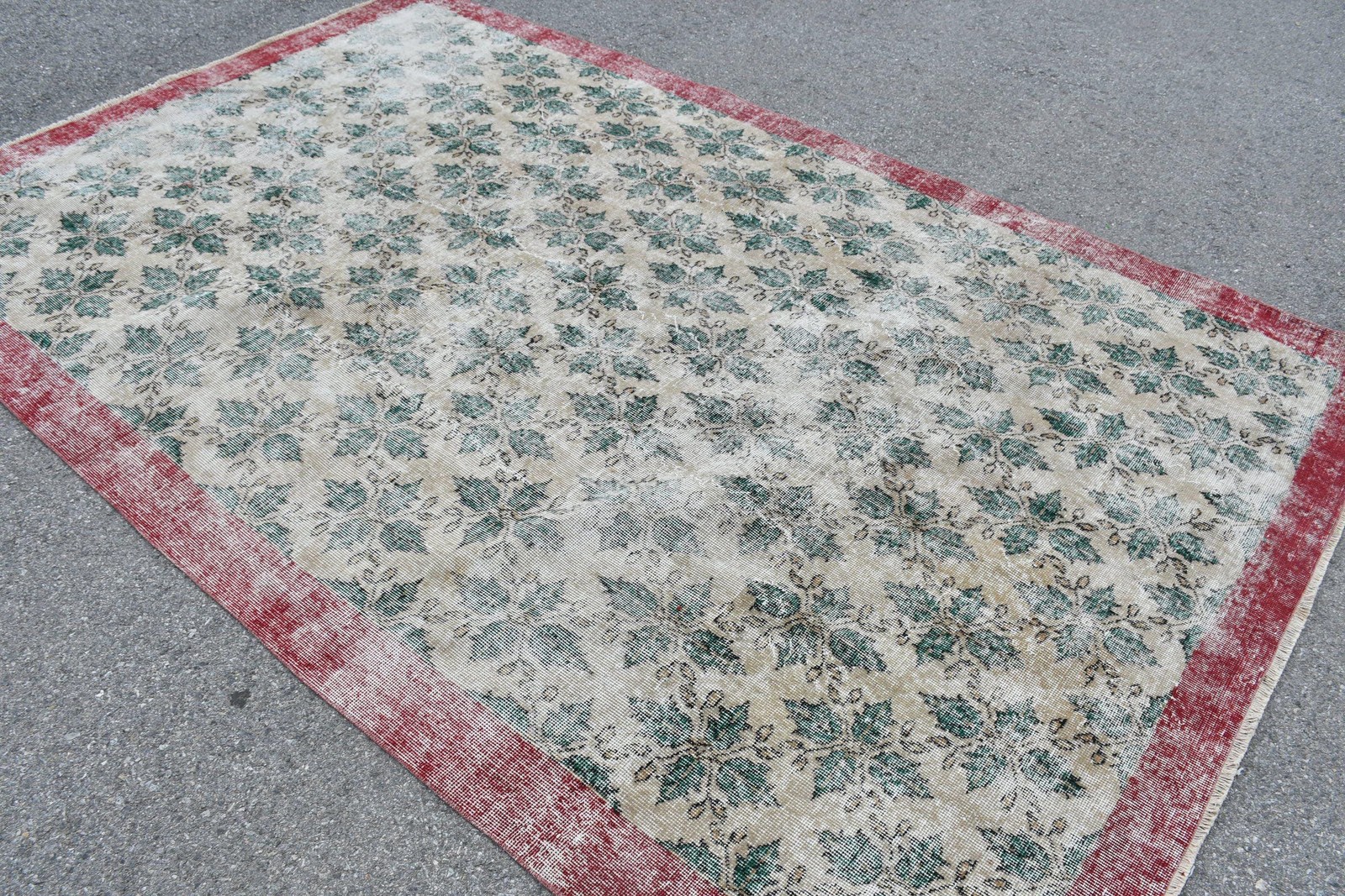 Vintage Turkish Large Rug 6,1×9,4 ft, Red Green Floral Wool Rug