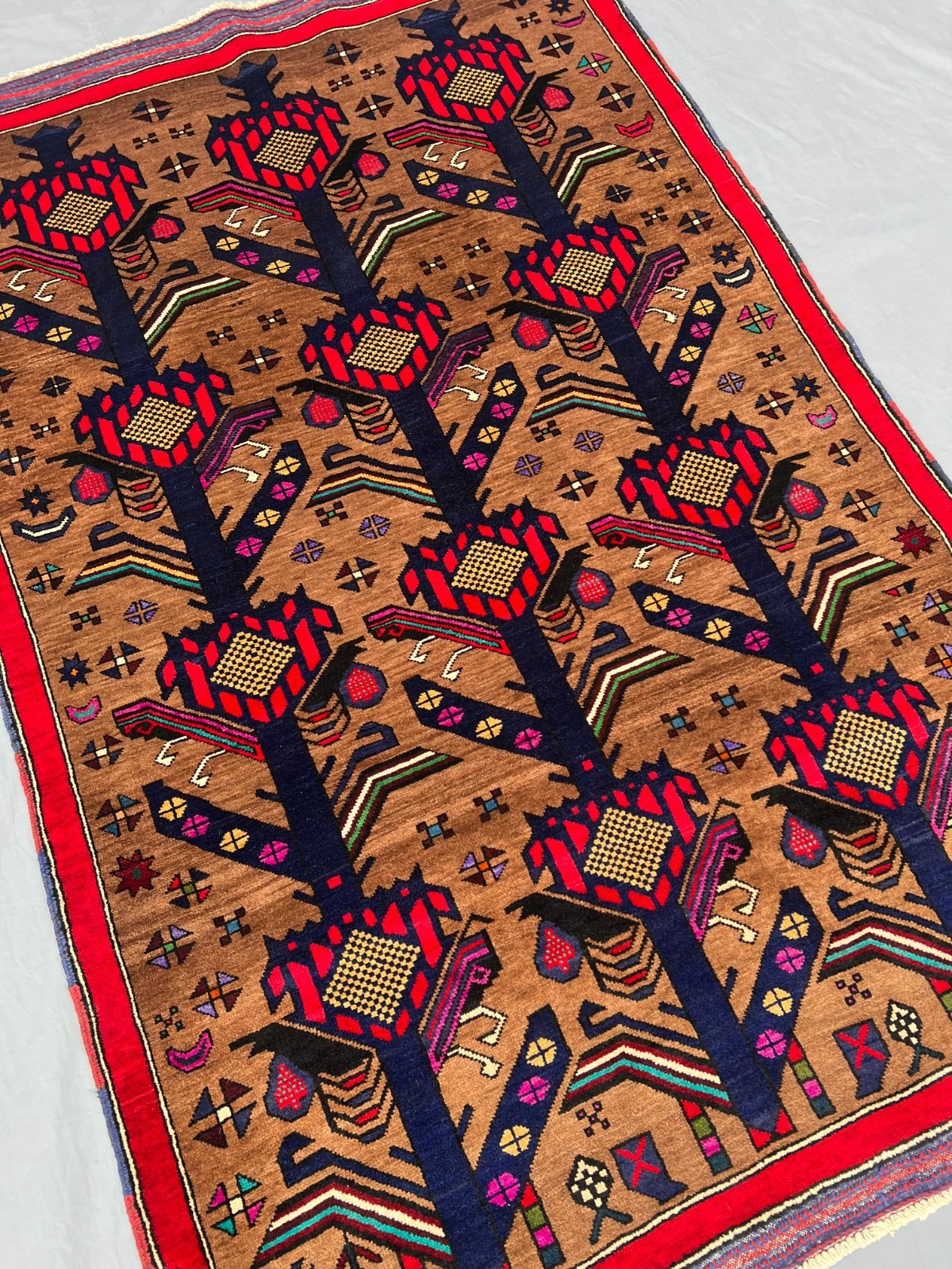4’4 x 6’9 Ft Afghan Baluchi Floral Design Rug – Figurative Design Vintage Carpet