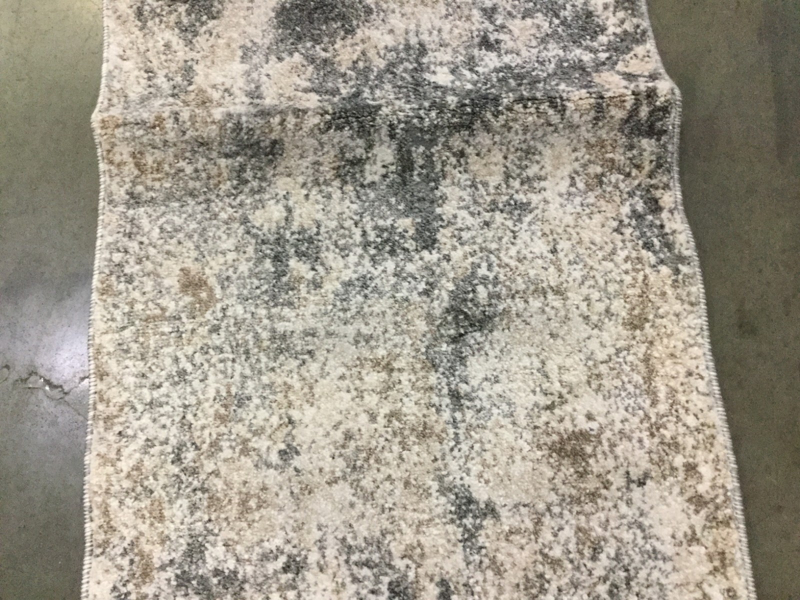 LT GREY / GREY 2′-0″ x 13′-0″ Flaw in Rug, Reduced Price 1172660995 ASN710F-213