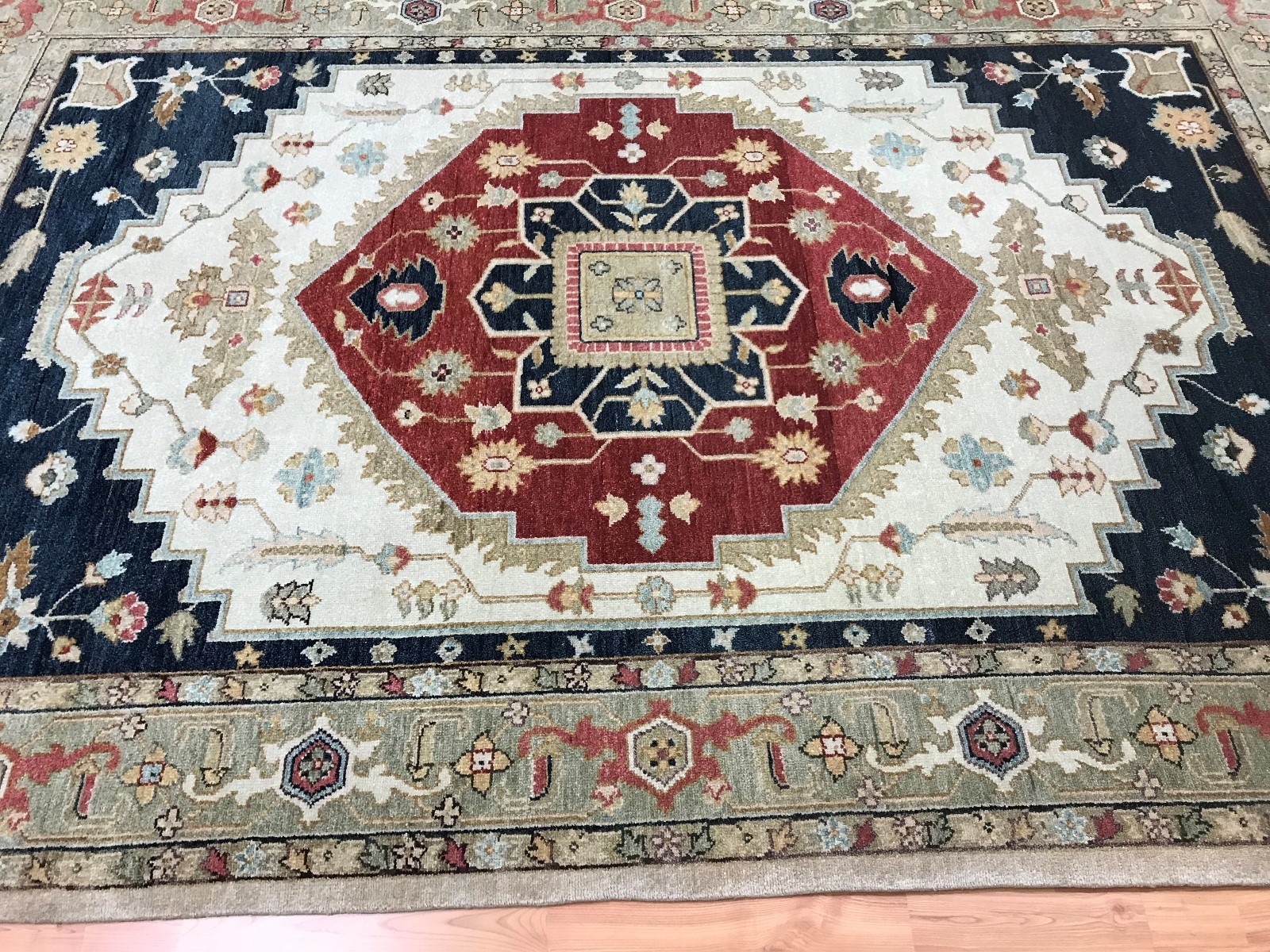 6′ x 9’1″ Pakistani Peshawar Serapi Heriz Oriental Rug – Hand Made – 100% Wool