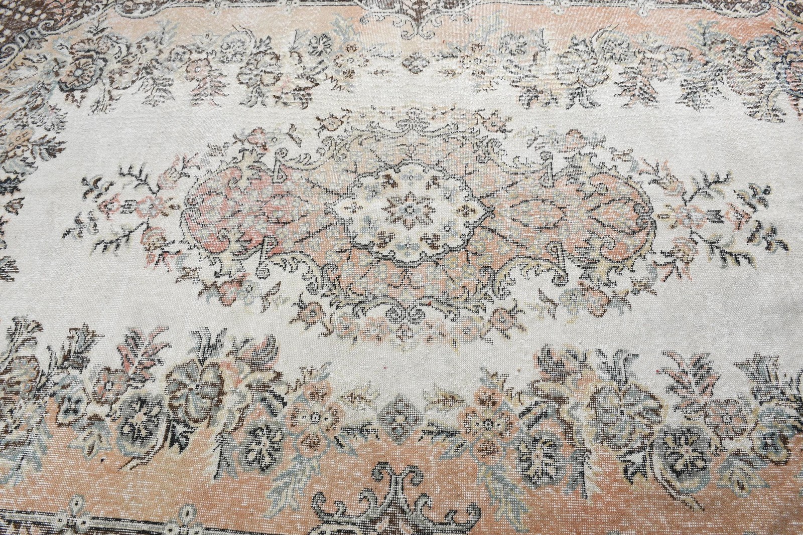 Turkish Large Rug 5,5×9,4 ft (167×287 cm), Vintage Brown Southwestern Wool Rug