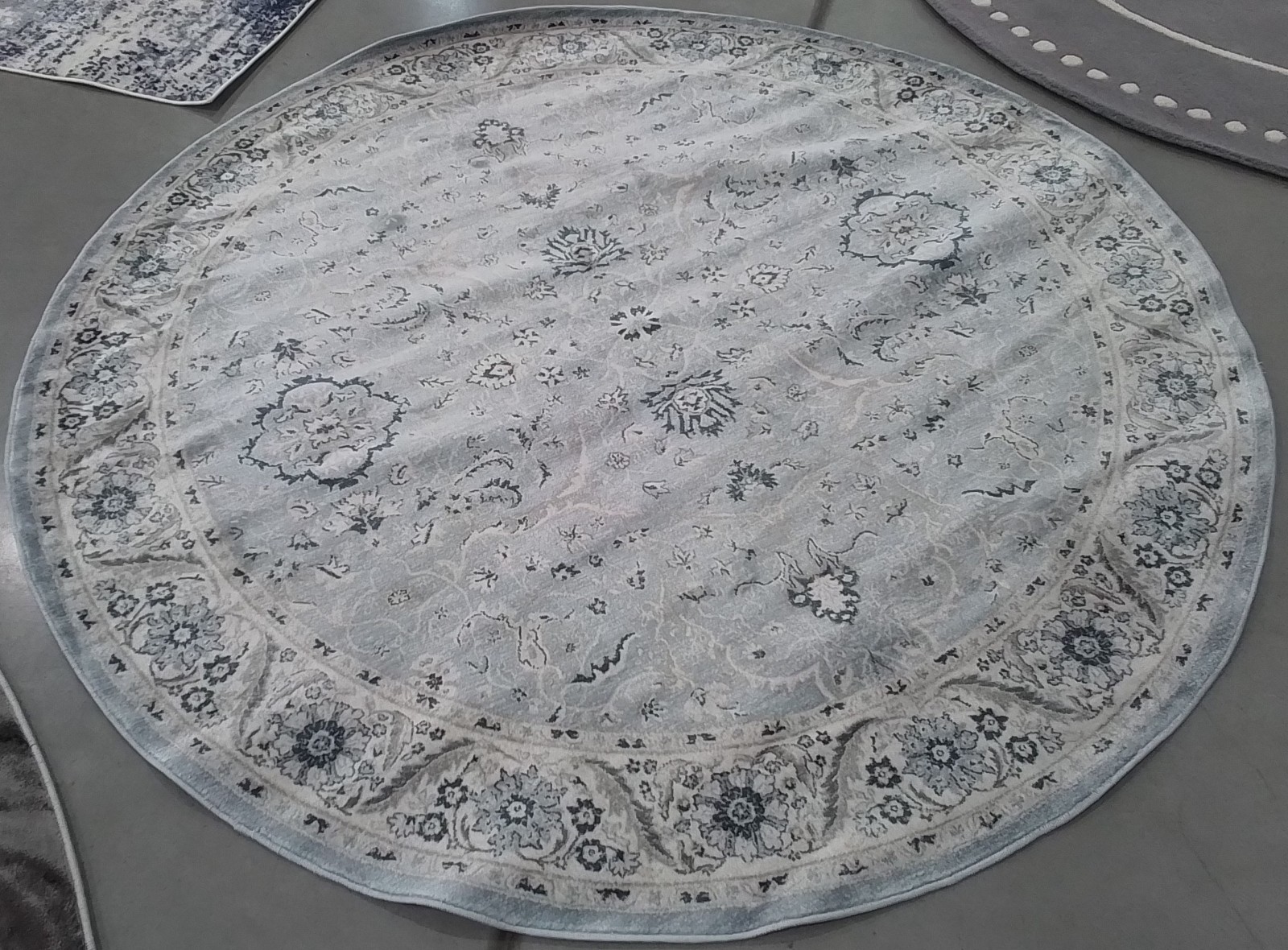 LIGHT BLUE / CREAM 6′-7″ x 6′-7″ Flaw in Rug Reduced Price 1172779051 ISA912M-7R