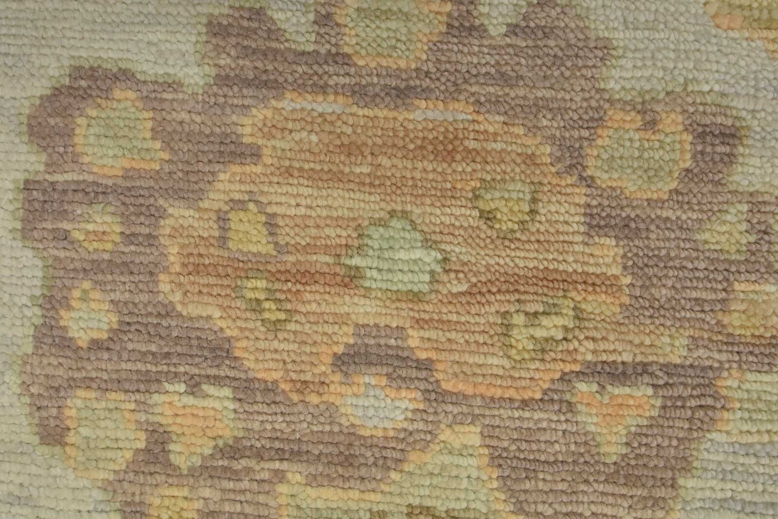 Anatolia Rug 10’2” x 10’7” Ivory Wool Traditional Hand-Knotted Oriental Carpet