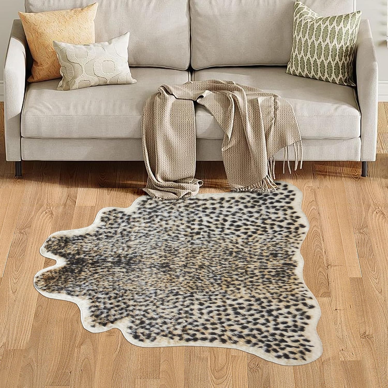 Leopard Print Area Rug, 3’1″ x 3’4″, Brown Faux Fur, Non Slip, Tufted