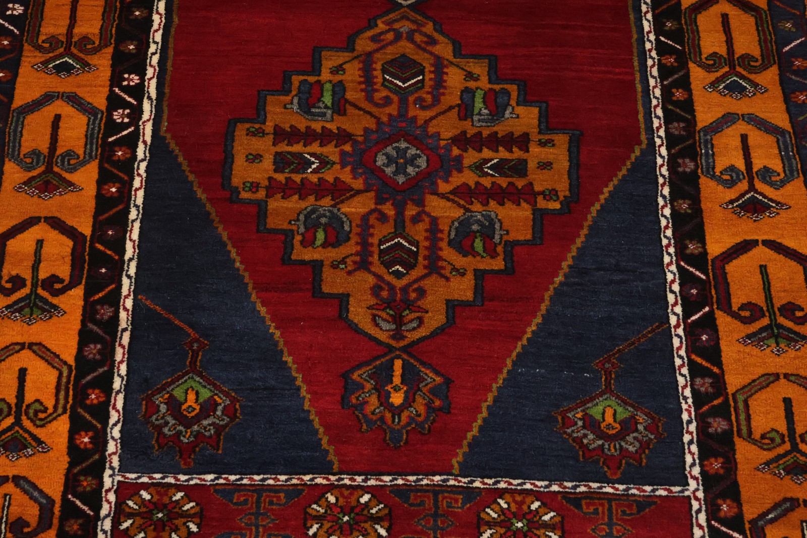 Vintage Anatolian Turkish Rug 4×8 Ft Handmade Tribal Wool Carpet Medallion Rug