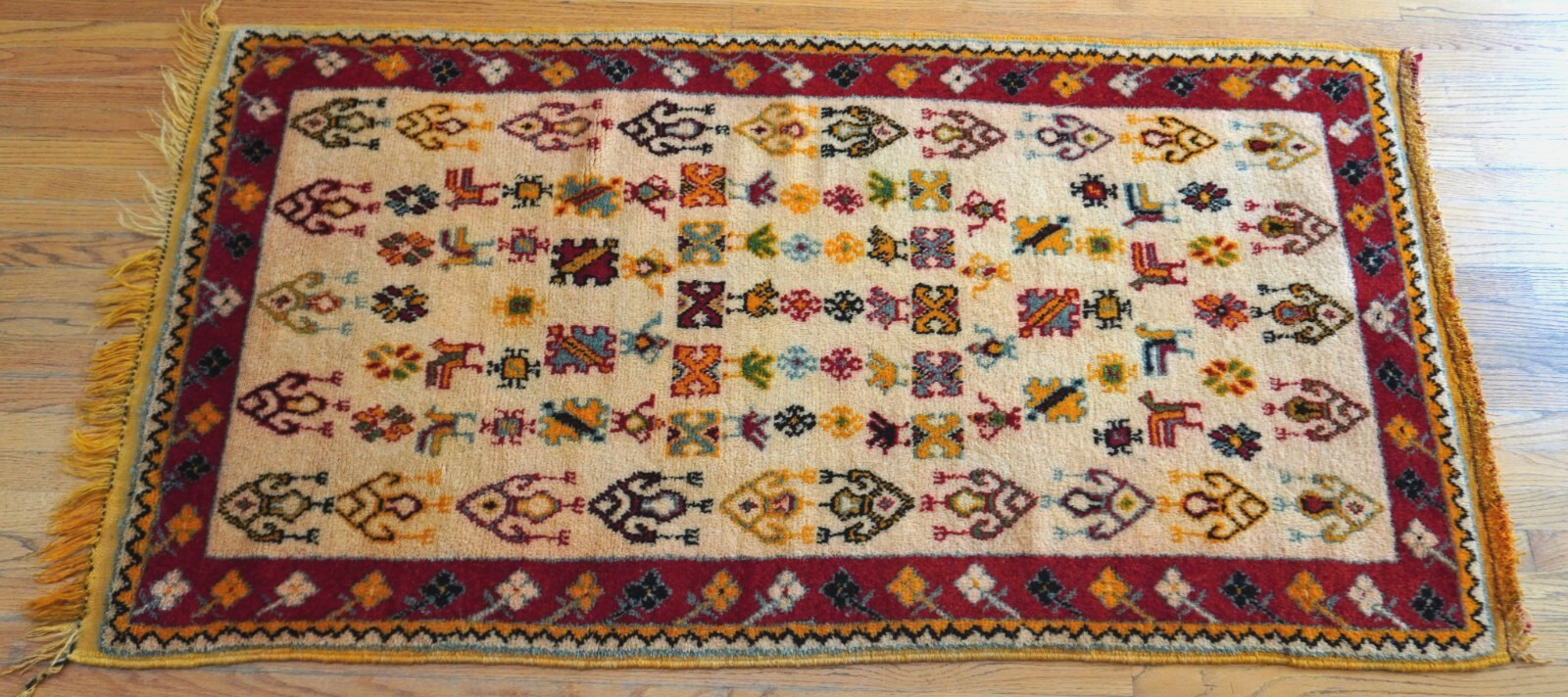 3’3″ x 6’6″ ANTIQUE MOROCCAN HAND KNOTTED WOOL IVORY GOLD RUG, BIRDS, TEA-POTS