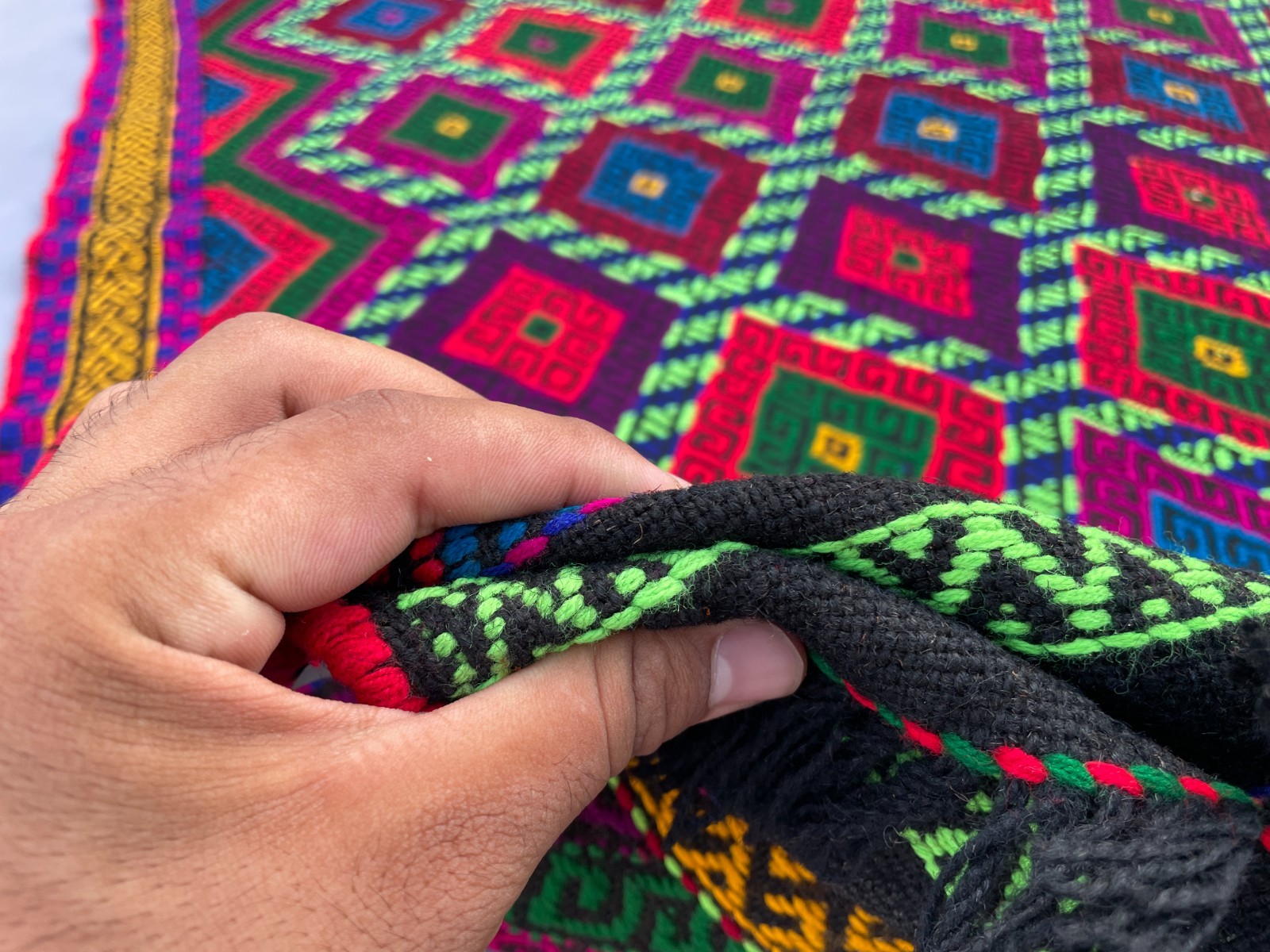 4×5 Bright Uzbek Soumak Rug Handwoven Tribal Geometric Flatweave Carpet.