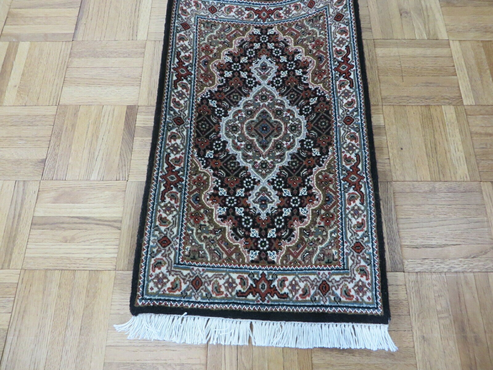 1’3 x 2’1 Hand Knotted Fine Black Mahi Tabrez Rug Wool & Silk G9545
