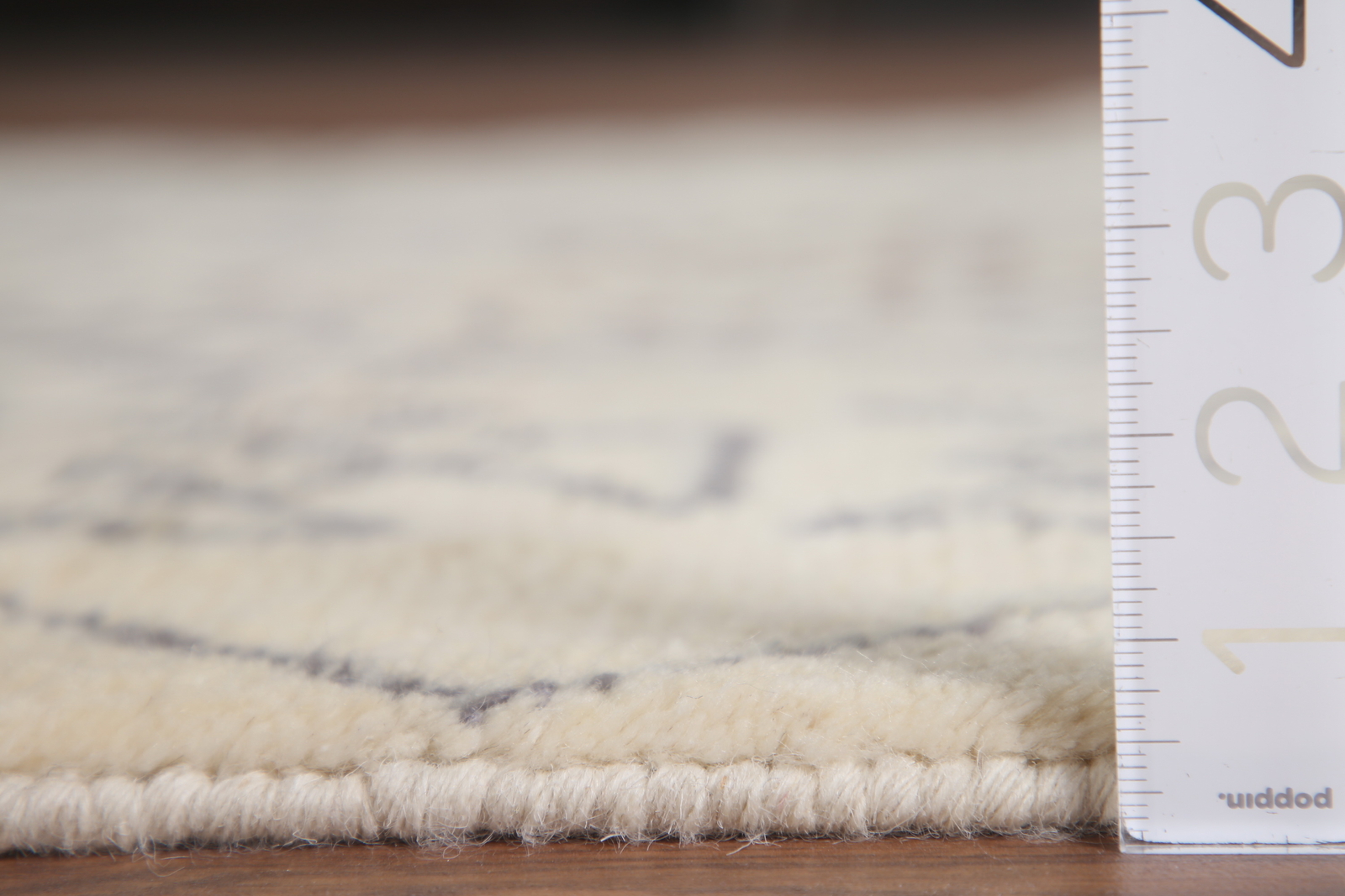 Modern Handmade Luxury Hand-Knotted Moroccan Wool Accent Rugs 5×8 ft