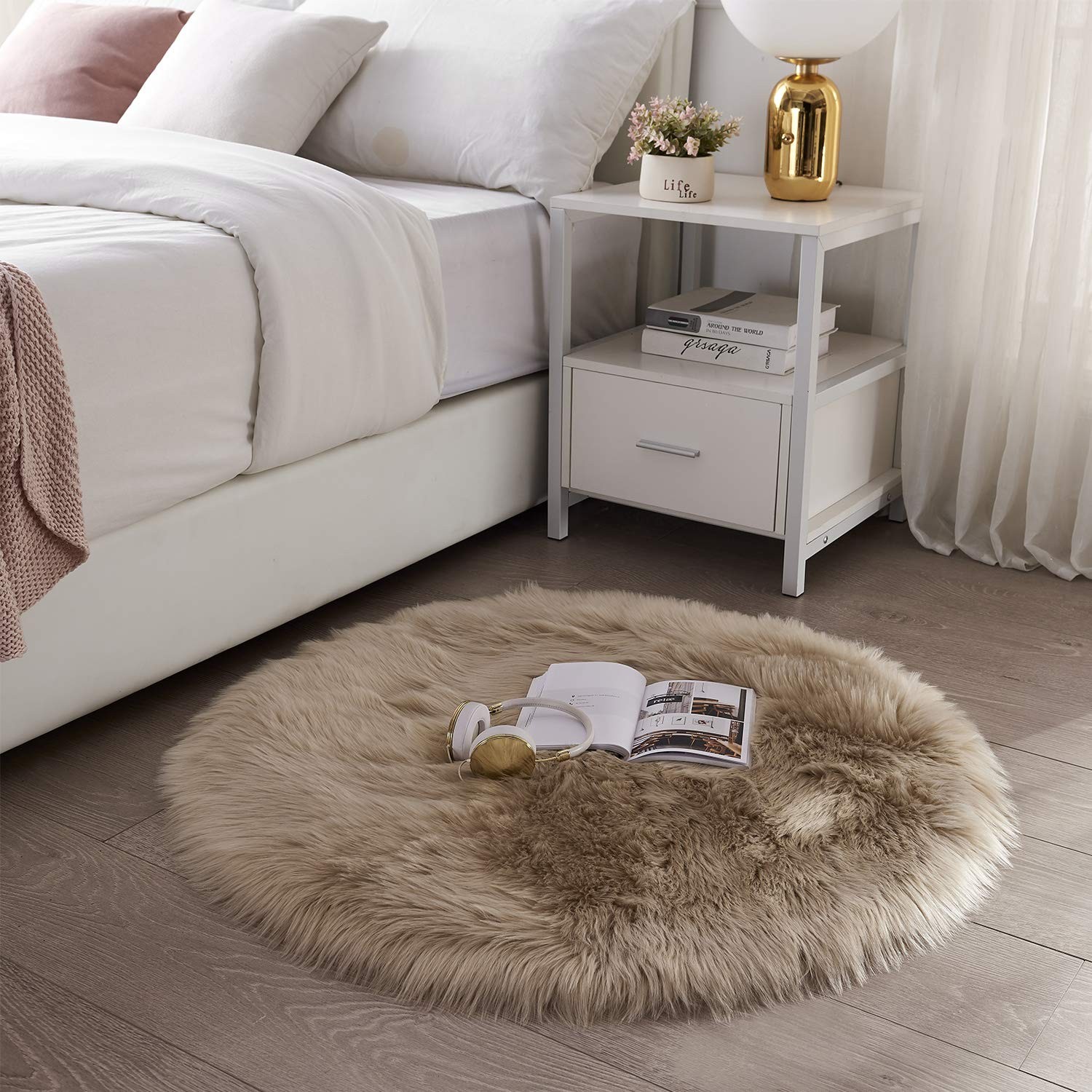 SERISSA Ultra Soft Round Faux Sheepskin Fur Area Rug Beige Circular Shaggy Ru…