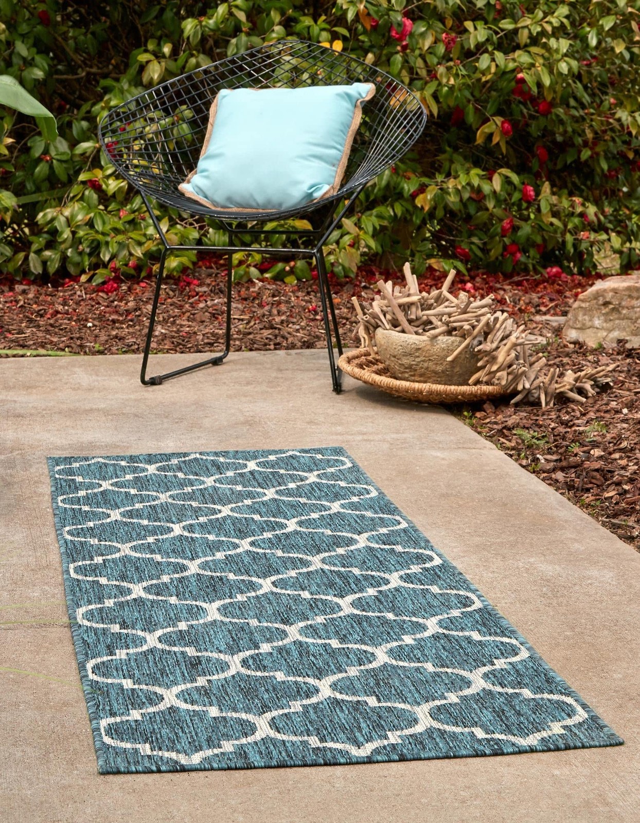 Outdoor Trellis Collection Area Rug (2′ x 6′ 1″ Runner, Teal/ Gray)