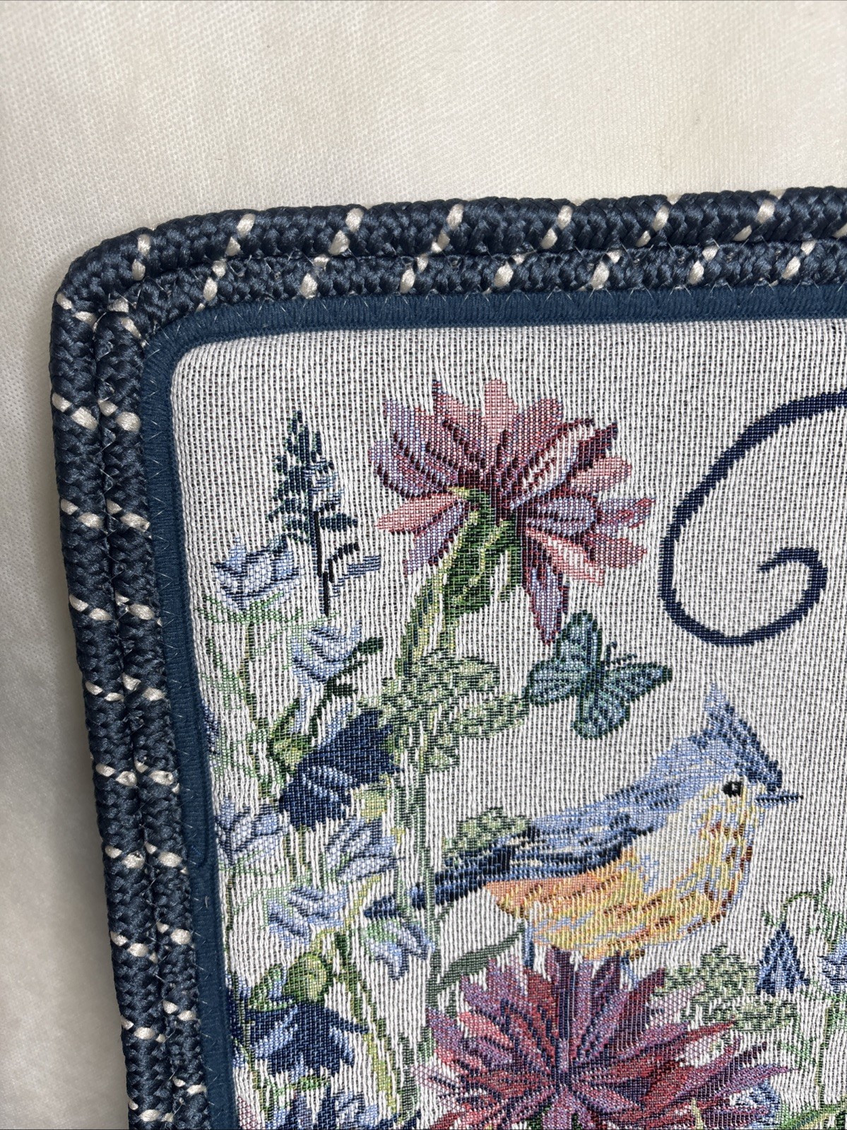 Gold Coast Welcome Tapestry Comfort Rug With Braided Trim-Floral Bird Butterfly
