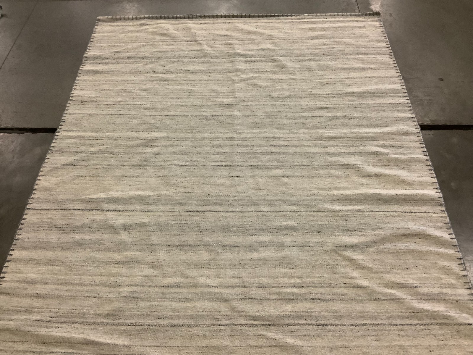 BEIGE / LIGHT GREY 6′ X 9′ Flaw in Rug, Reduced Price 1172667862 KLM651B-6