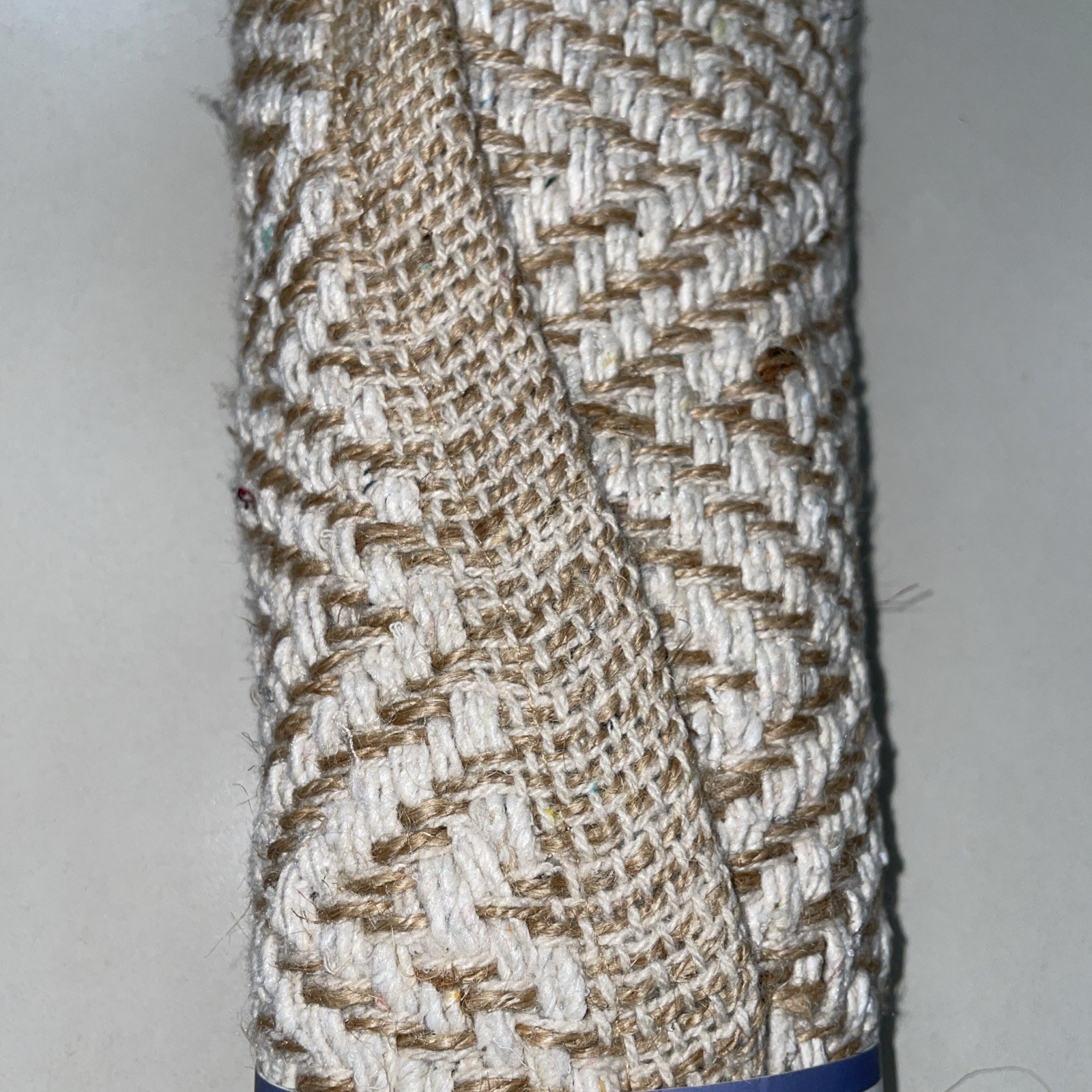 Room 2 Room jute area rug 24×36″ natural tan beige textured