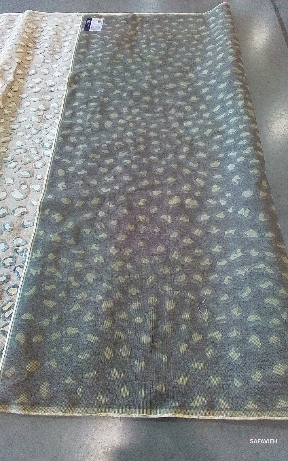 CREAM MULTI 9′-0″ x 12′-0″ Back Stain Rug, Reduced Price 1172768229 PAR84-2440-9