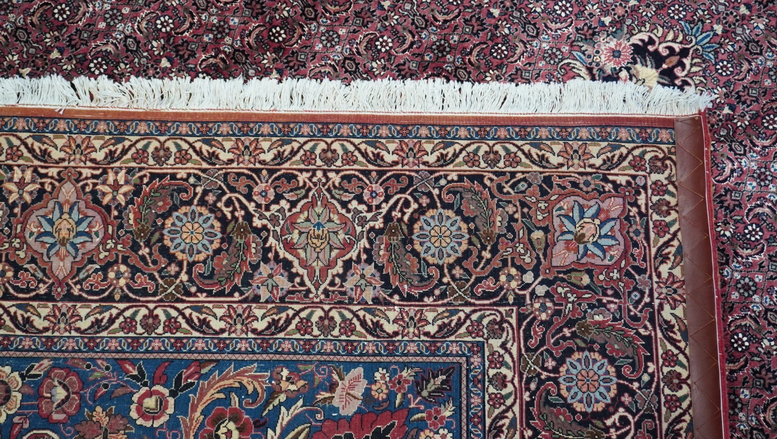 Silk & Wool Hand knotted Bijarr Fish/Heratii 10′ x 13′ Oriental Rug Excellent