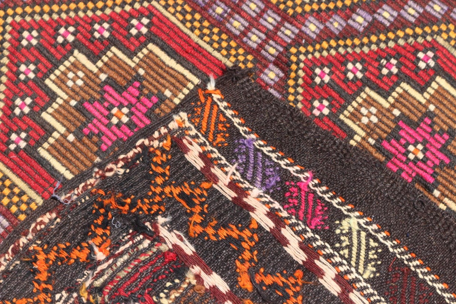 Vintage 5,7×10,1 ft Rug, Kilim Turkish Rug, Red Polka dot Rug Wool