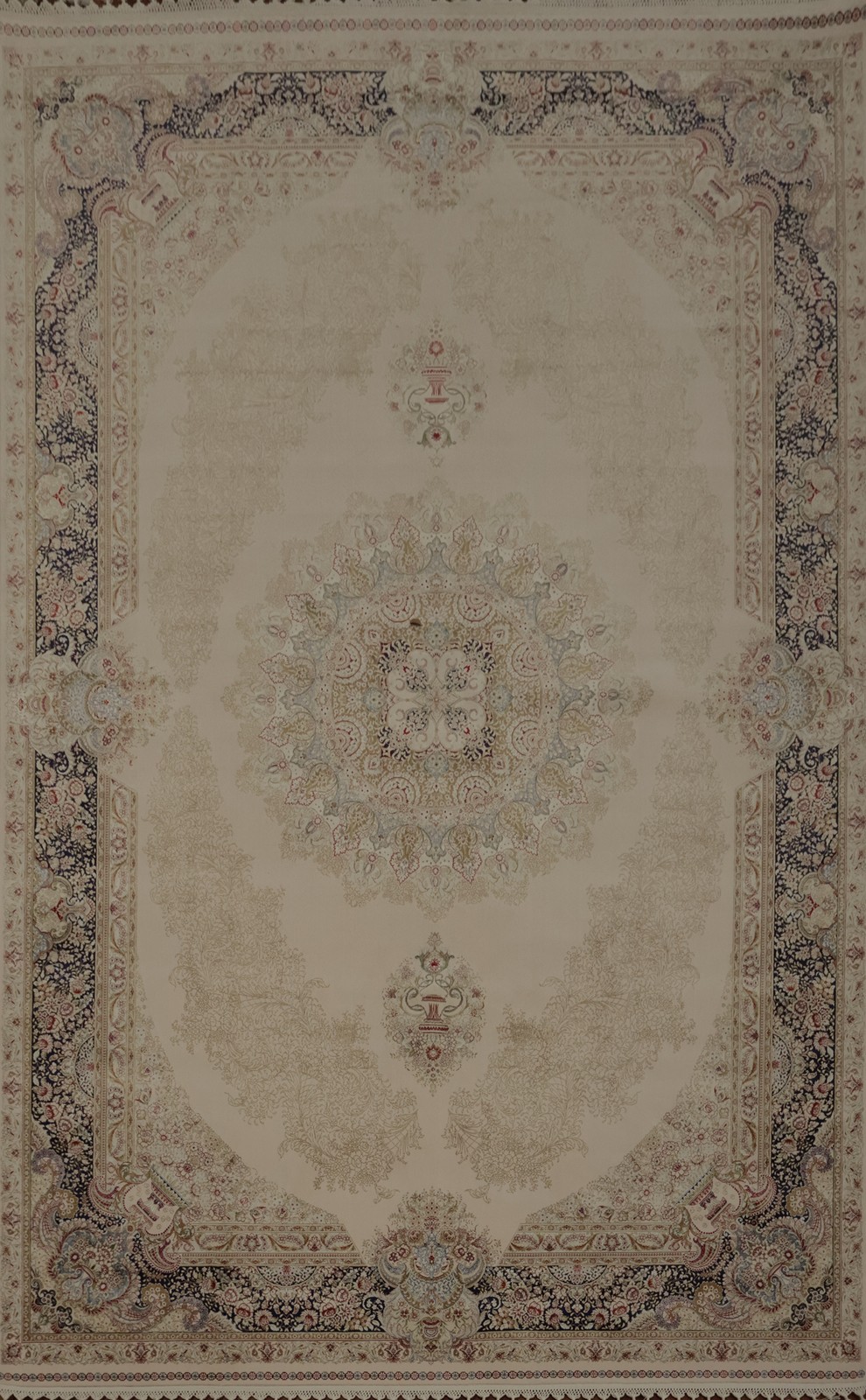 Richly Designed Turkish Area Rug 7×10 A Touch of Sophistication Ivory Carpet