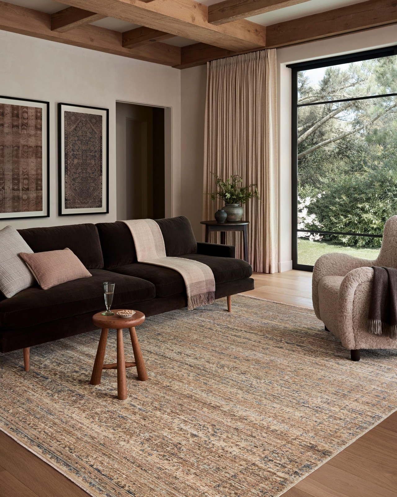 Loloi Amber Lewis Molly Natural/Denim 2′-3″ x 3′-10″ Accent Rug