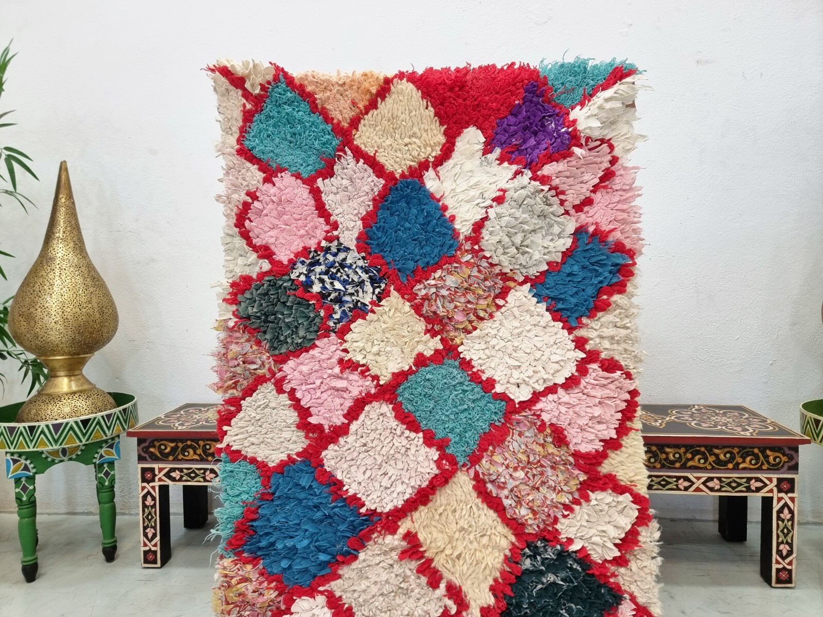 Moroccan Handmade Vintage Boucherouite 2’6×5’9 Berber Red &White Cotton Rug