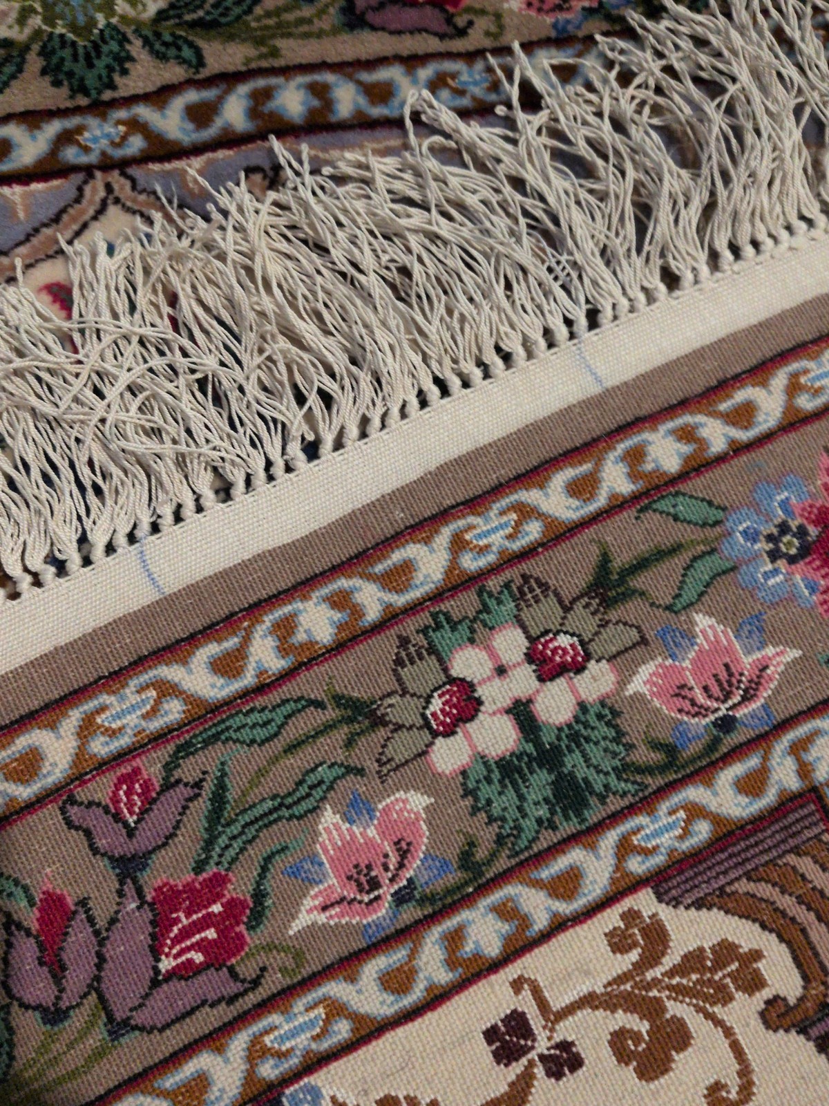 2’3″x3’6″ Extra Fine Hand-Knotted Wool & Silk Isfahane Rug