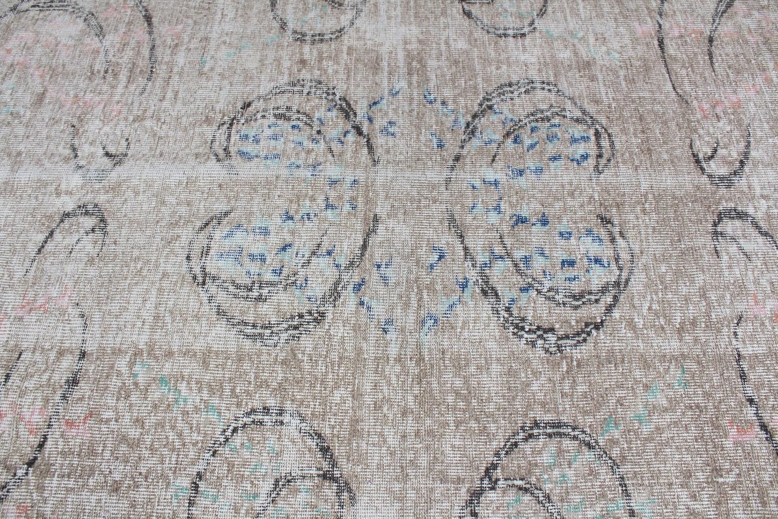 Turkish Area Rug 4,6×8,3 ft (140×252 cm), Vintage Brown Abstract Wool Rug