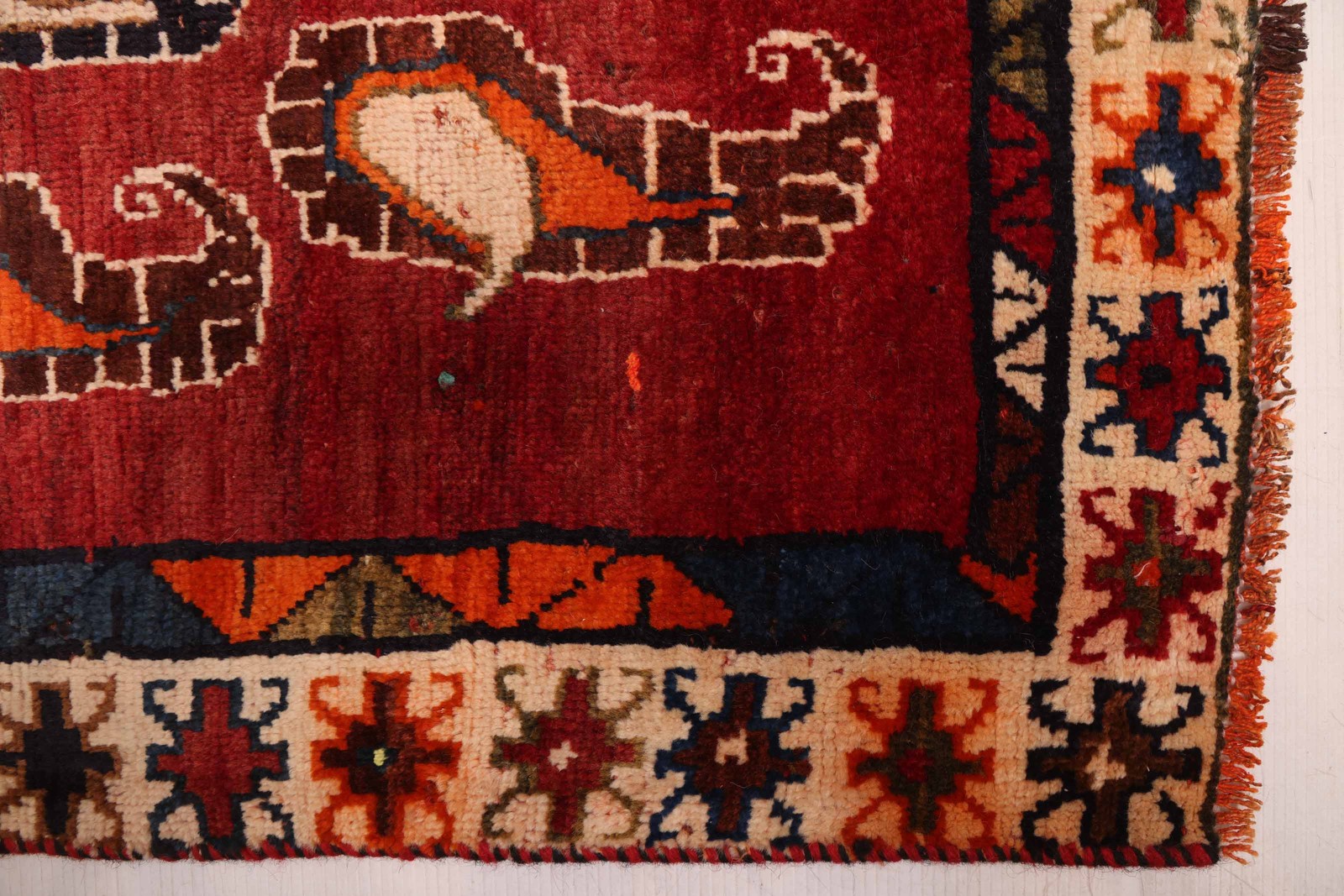 Vintage 4’0″ x 6’2″ Traditional Hand Knotted Vegetable Dye Wool Area Rug
