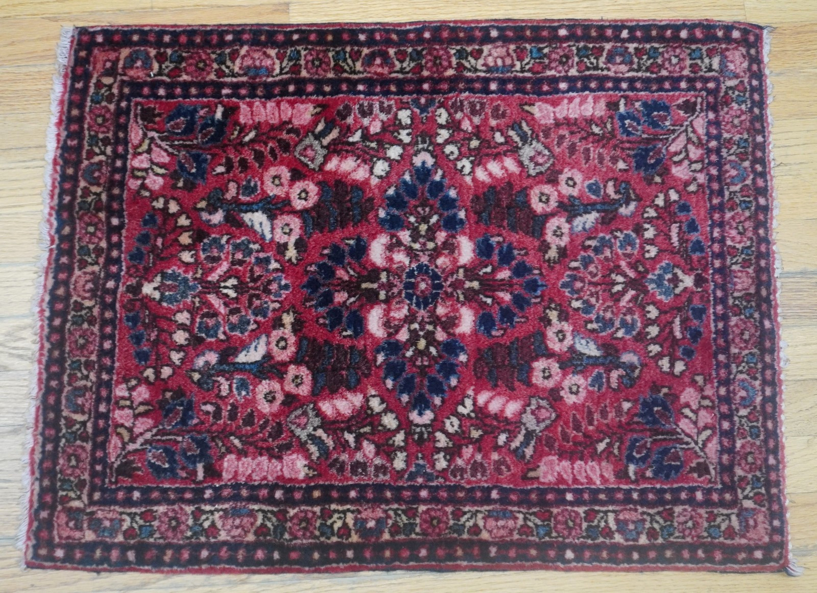 2′ x 2’7″ Antique Hand Knotted Saroukk Wool Red Floral Rug