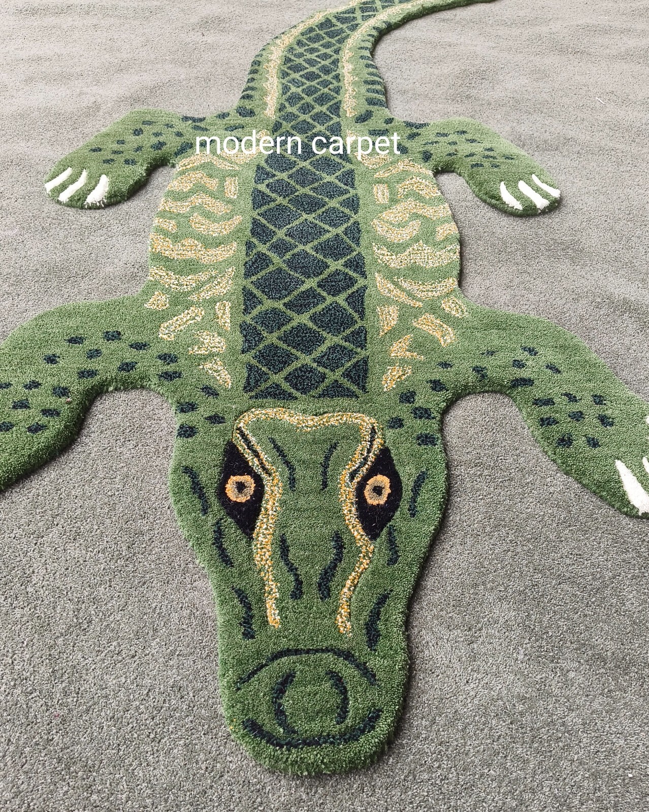 Crocodile Rugs 2×4 Feet Handmade 100% Woolen Hand Tufted For Home Decoration