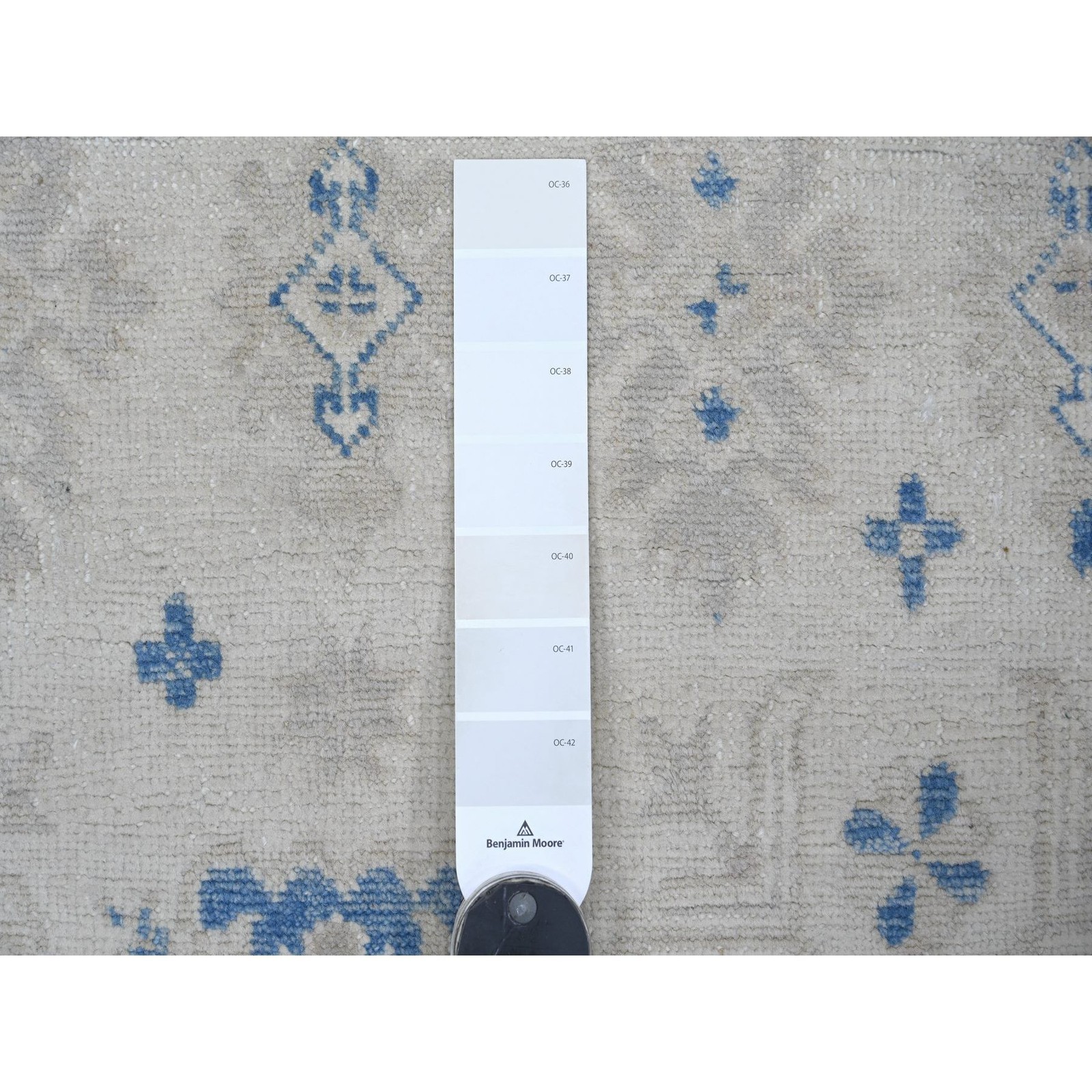 3’10″x5’6″ Ivory Vintage Look Kazak Floral Elements Wool Hand Knotted Rug 21925