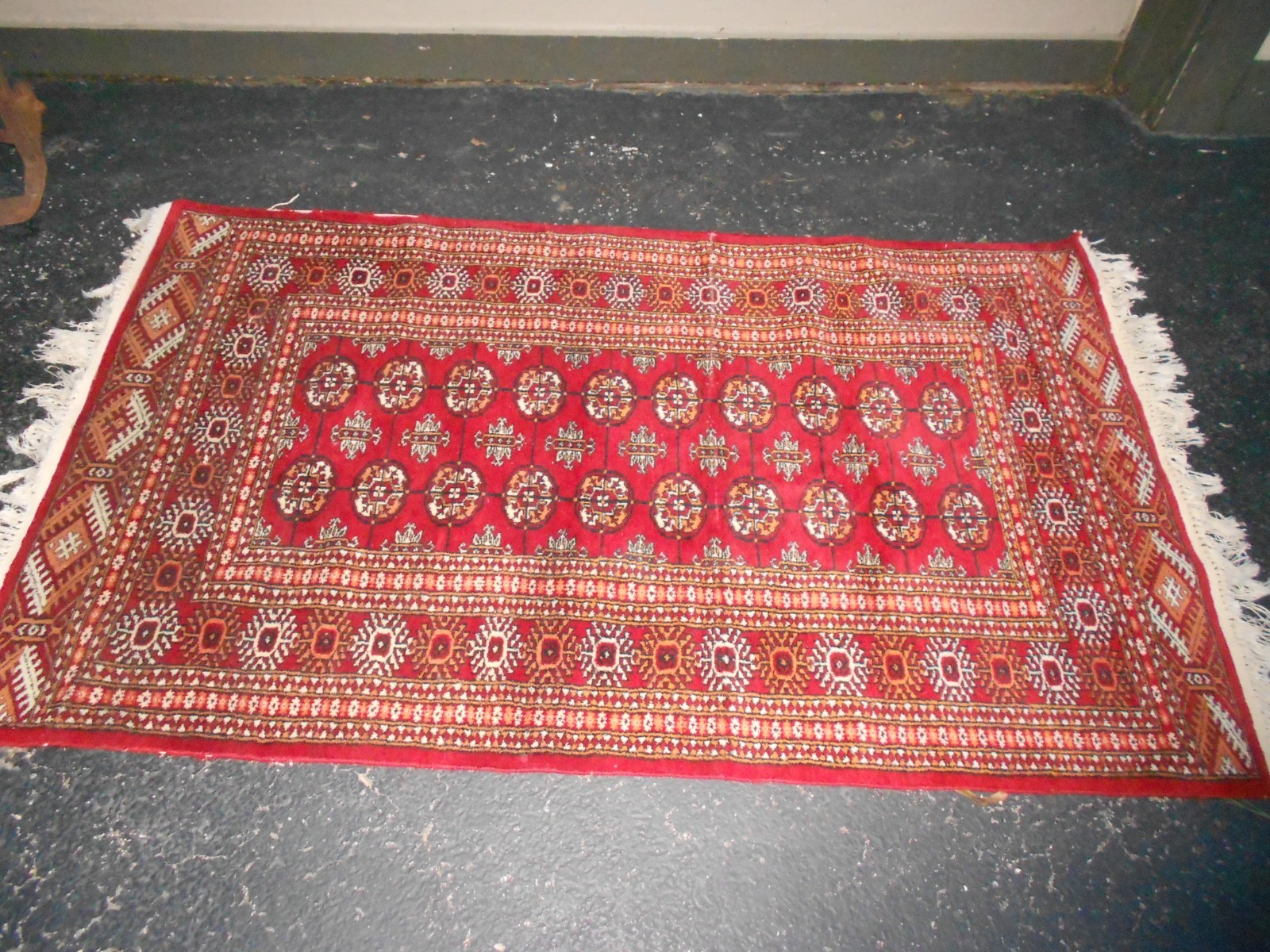 VINTAGE TRADITIONAL AREA RUG 5 x 3 ft. UNIQUE RED WOVEN PATTERN – P 14