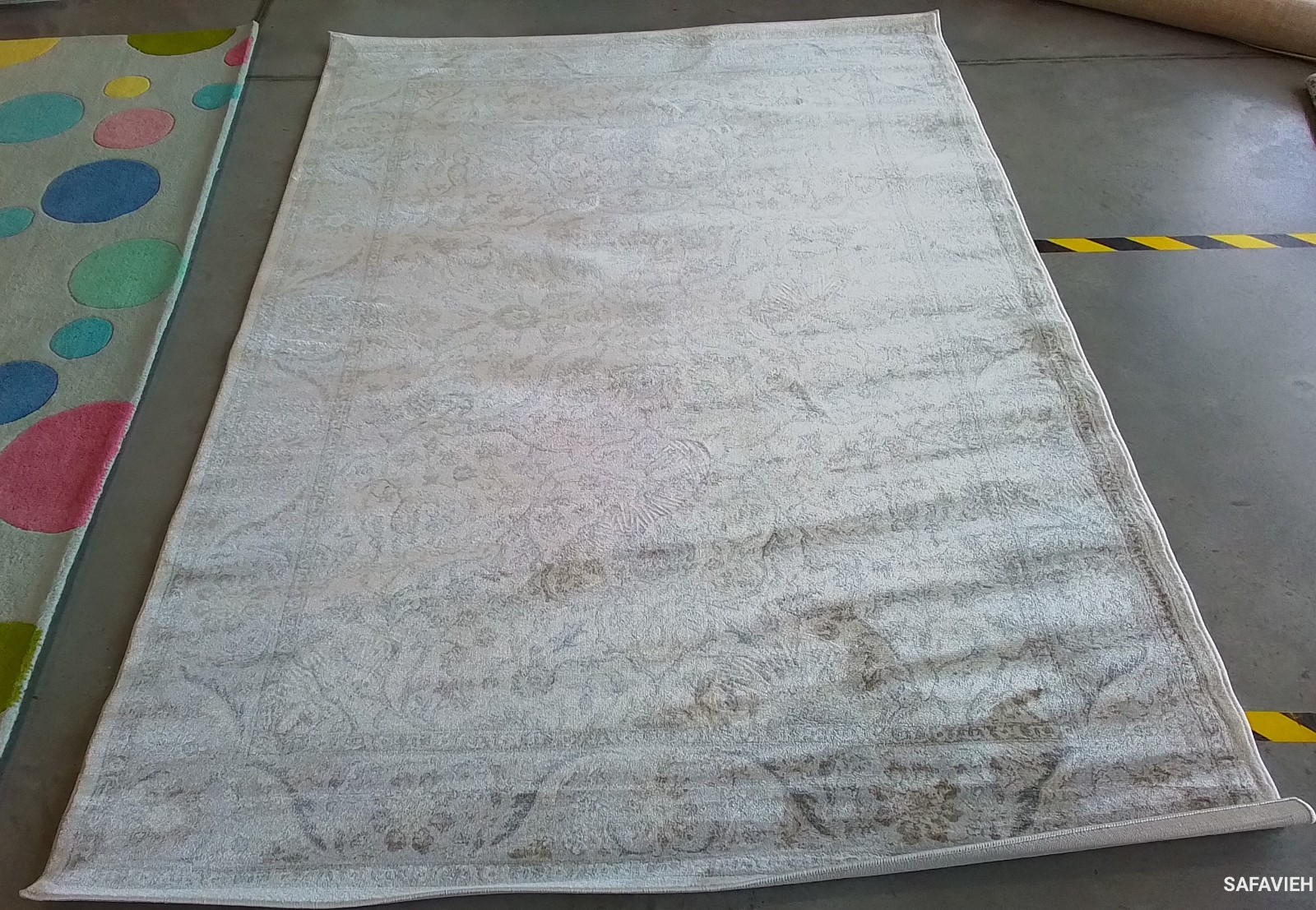 CREAM / BEIGE 5′-3″ x 7′-6″ Back Stain Rug, Reduced Price 1172782074 ISA912A-5
