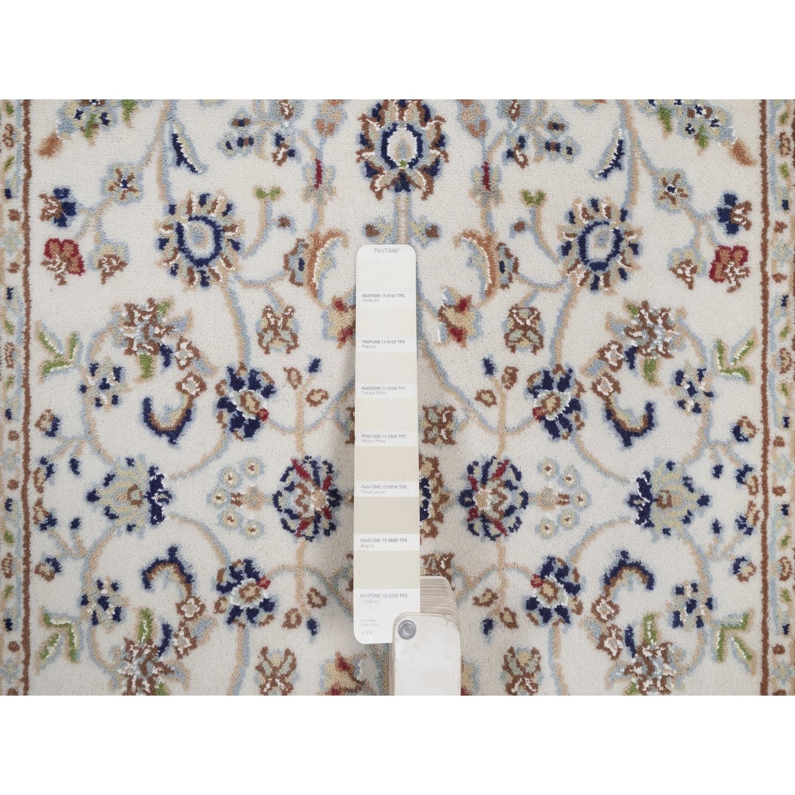 2’8″x4’2″ Pearl White Nain Hand Knotted 250 KPSI Wool and Silk Mat Rug 92465