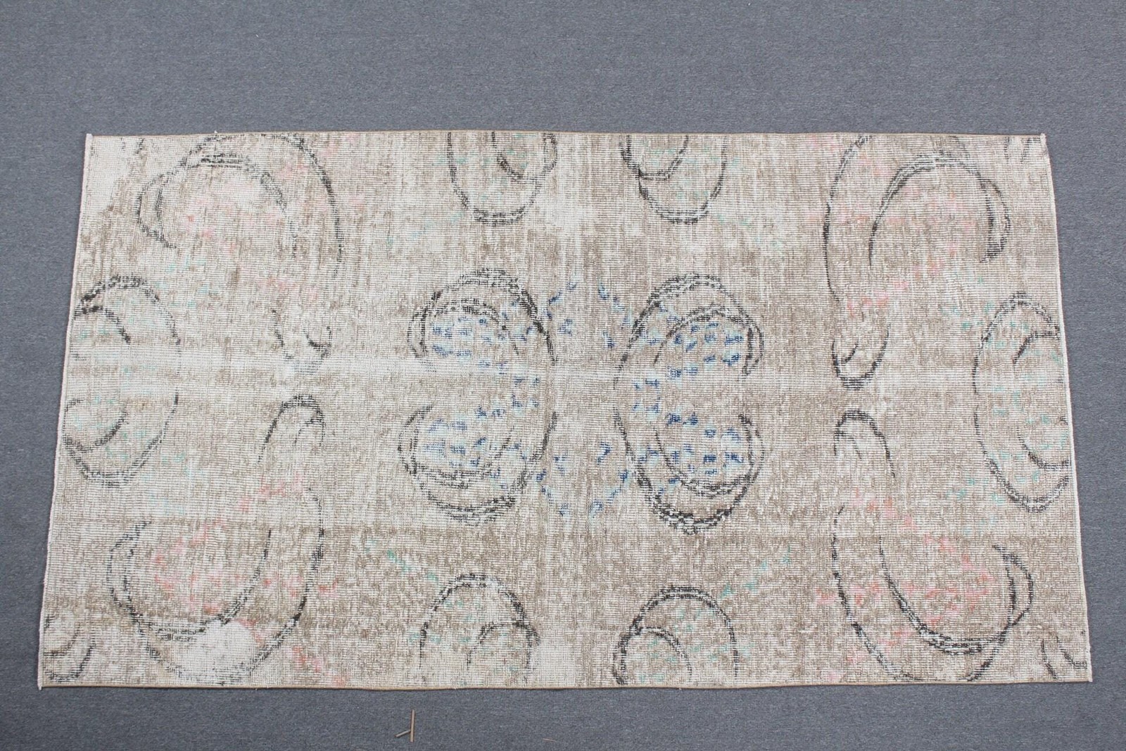 Turkish Area Rug 4,6×8,3 ft (140×252 cm), Vintage Brown Abstract Wool Rug