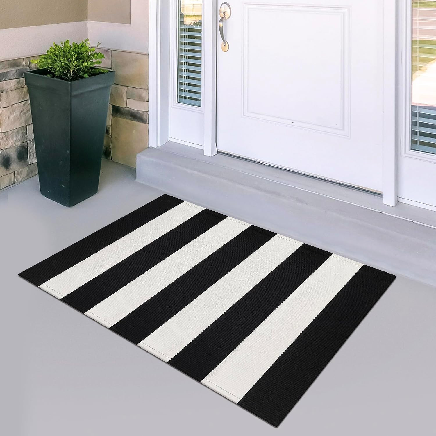 Black White Striped Outdoor Rug 2’x3′ Porch Door Mat Decor Carpet | Striped Cott