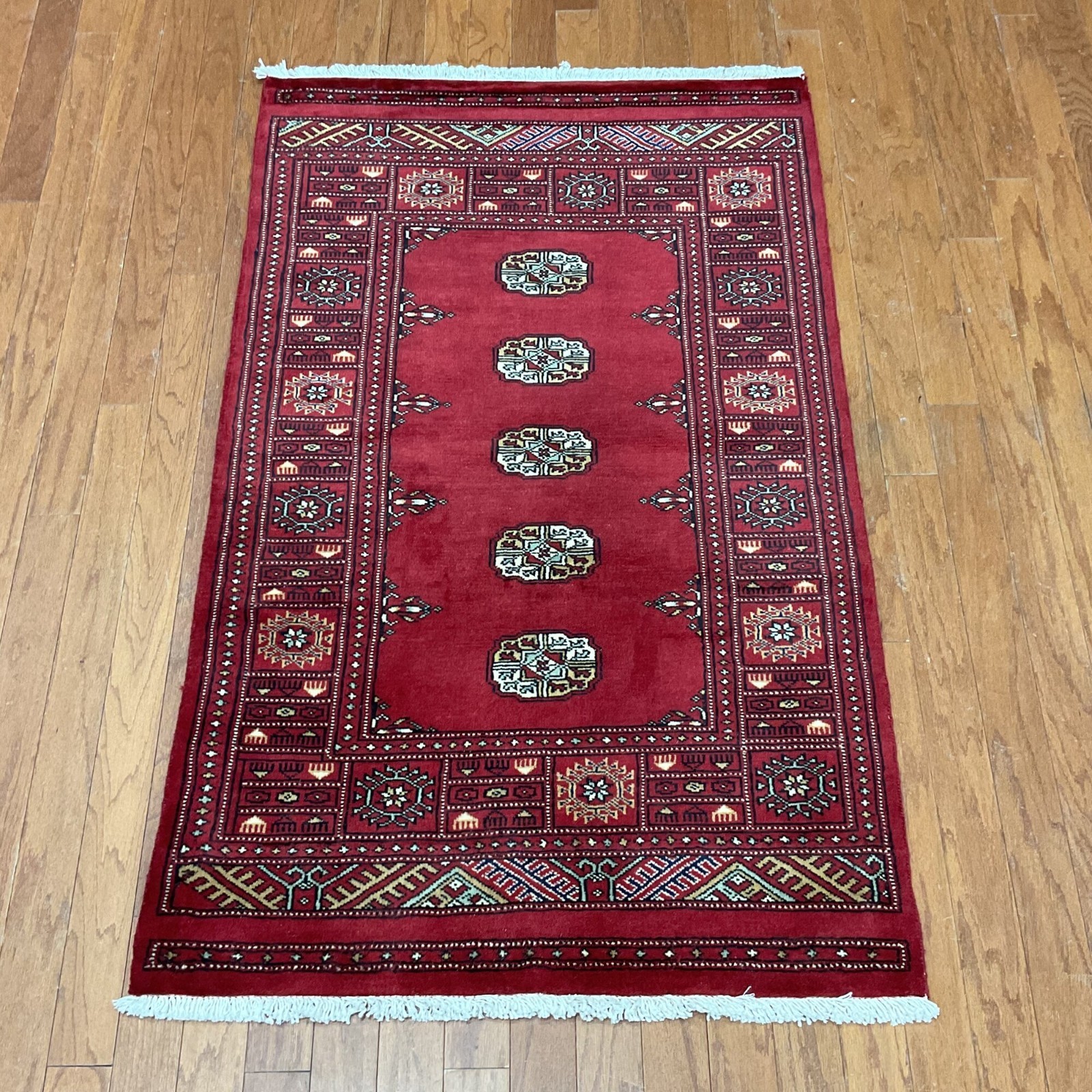 Handmade Bokhara Wool Rug (3’0x 4’11)