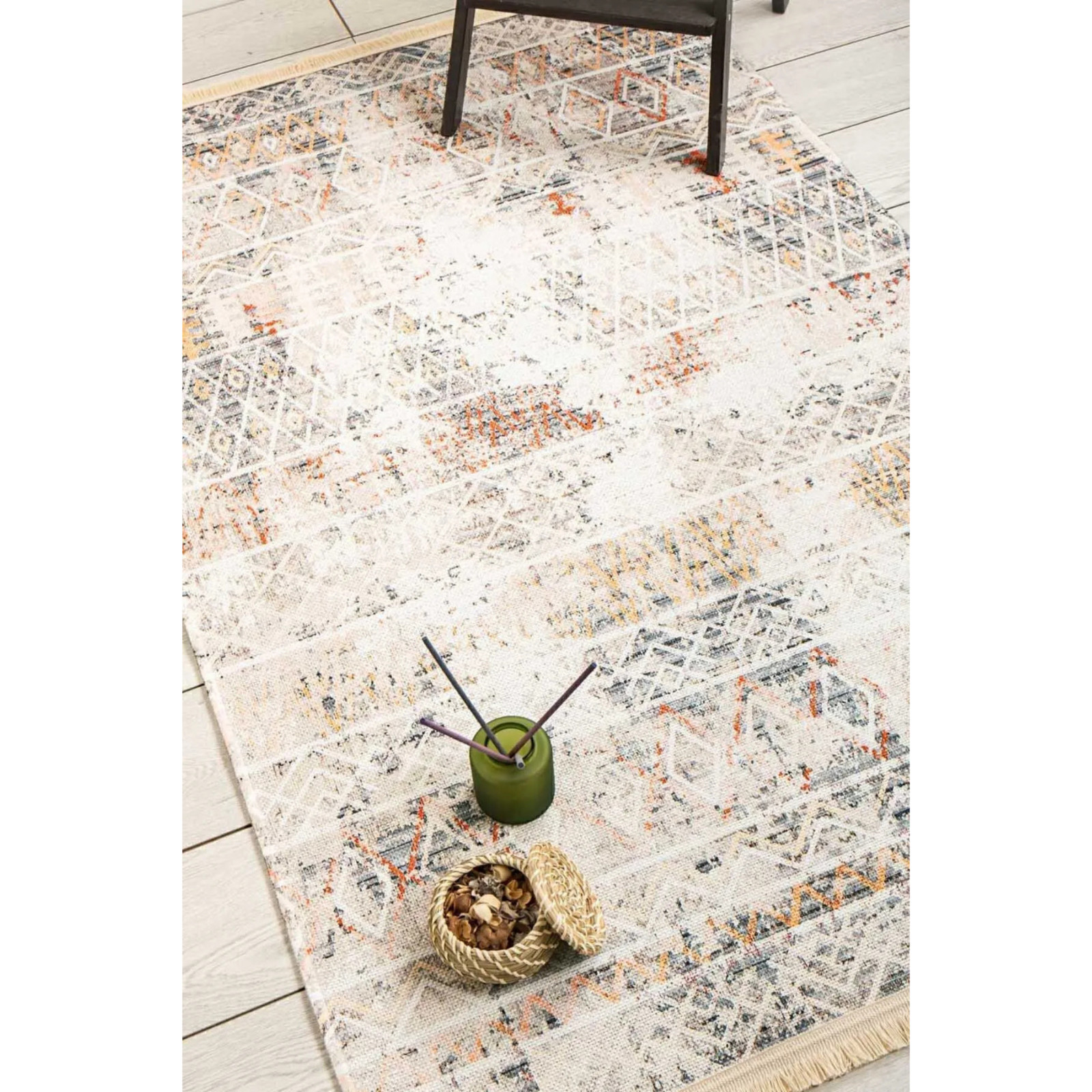 Scandinavian Chenille Rug Cream Washable Area Carpet with Fringe