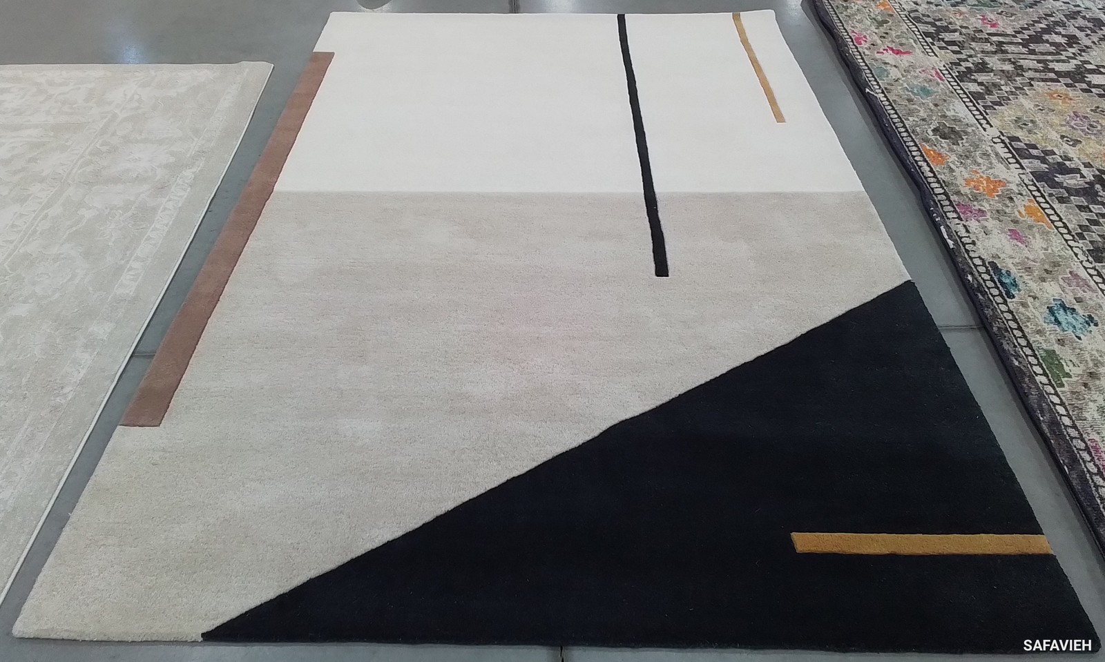 IVORY / BLACK 6′-0″ x 9′-0″ Back Stain Rug, Reduced Price 1172794668 FTV110A-6