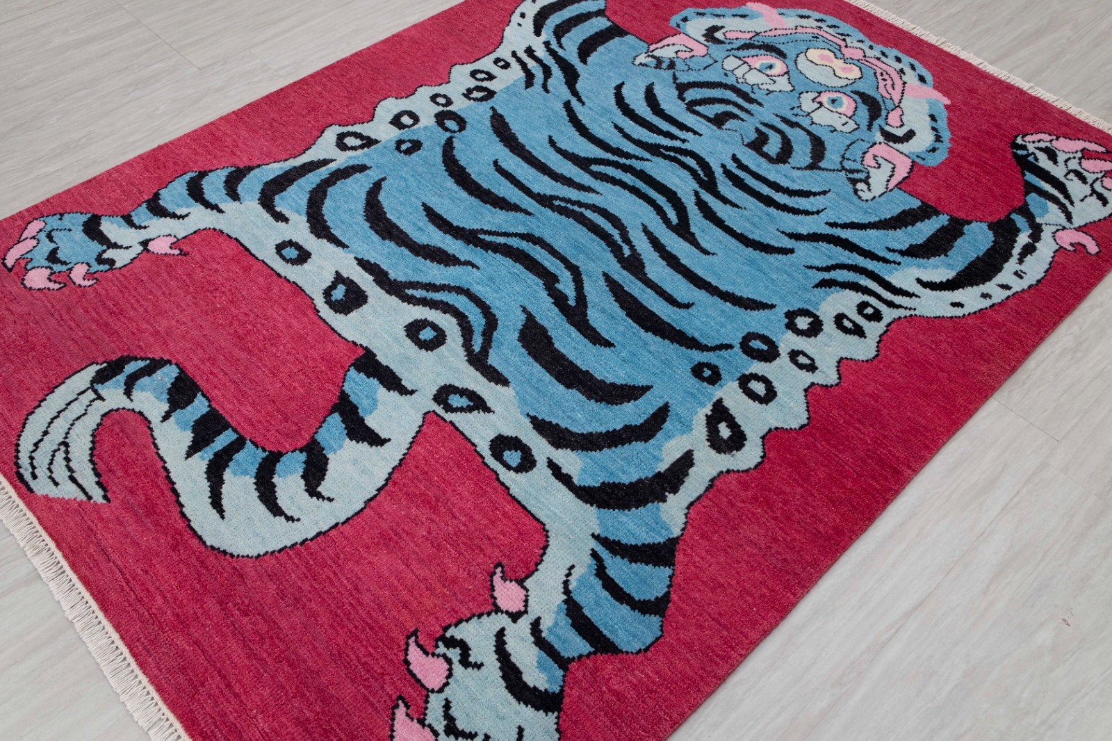 5×7 Blue Pink Tibetan Tiger Soft Quality Wool Hand Knotted Children’s Room Rug